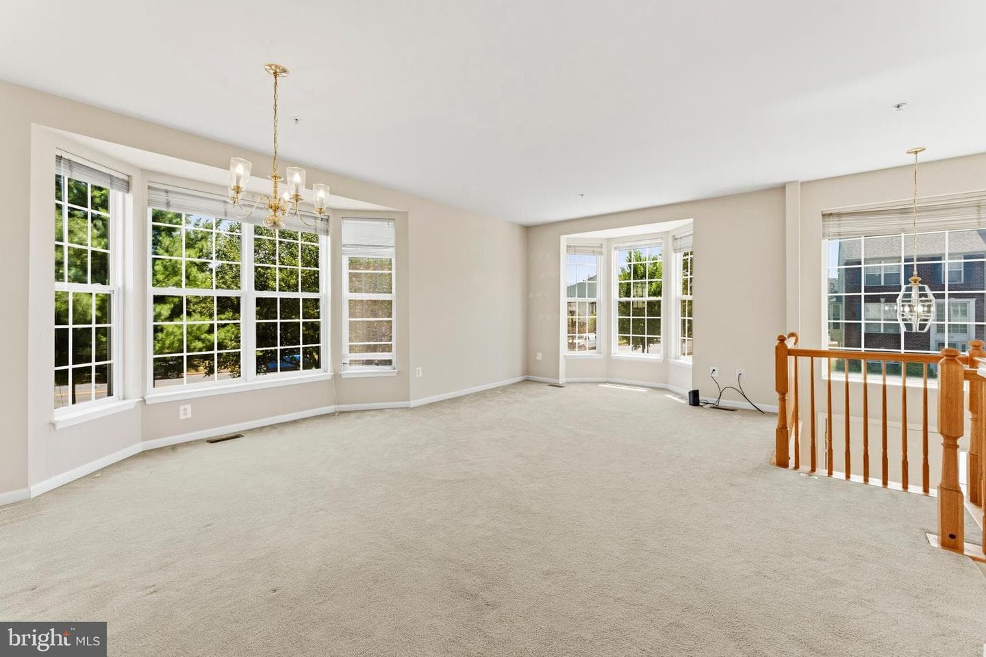218 Harpers Way photo 12