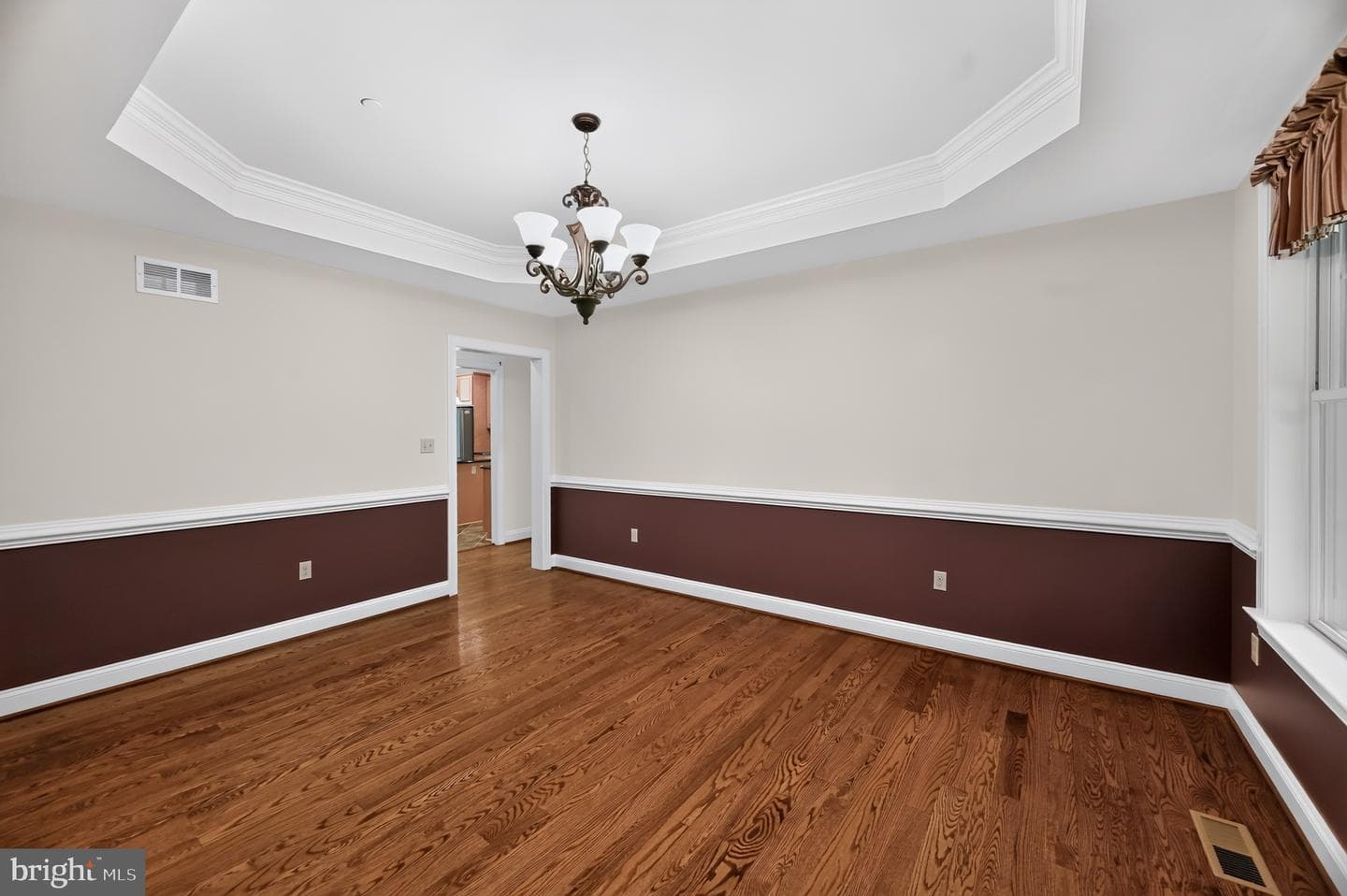 8711 Chestnut Grove Road photo 15
