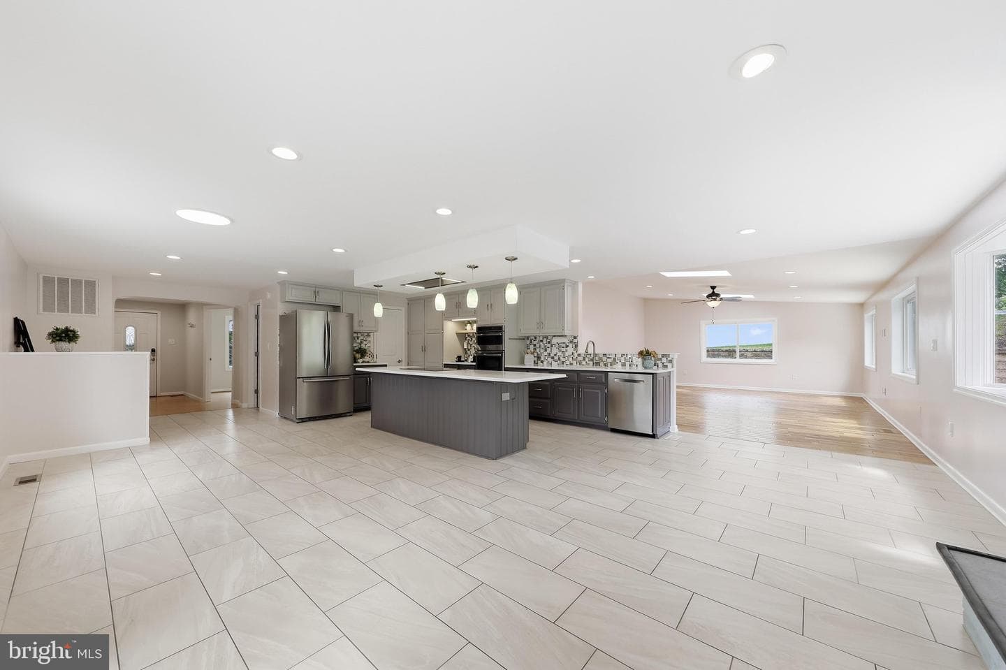 6113 Elaine Drive photo 14