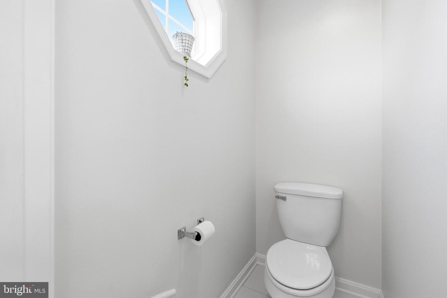 415 William Plummer Street photo 34