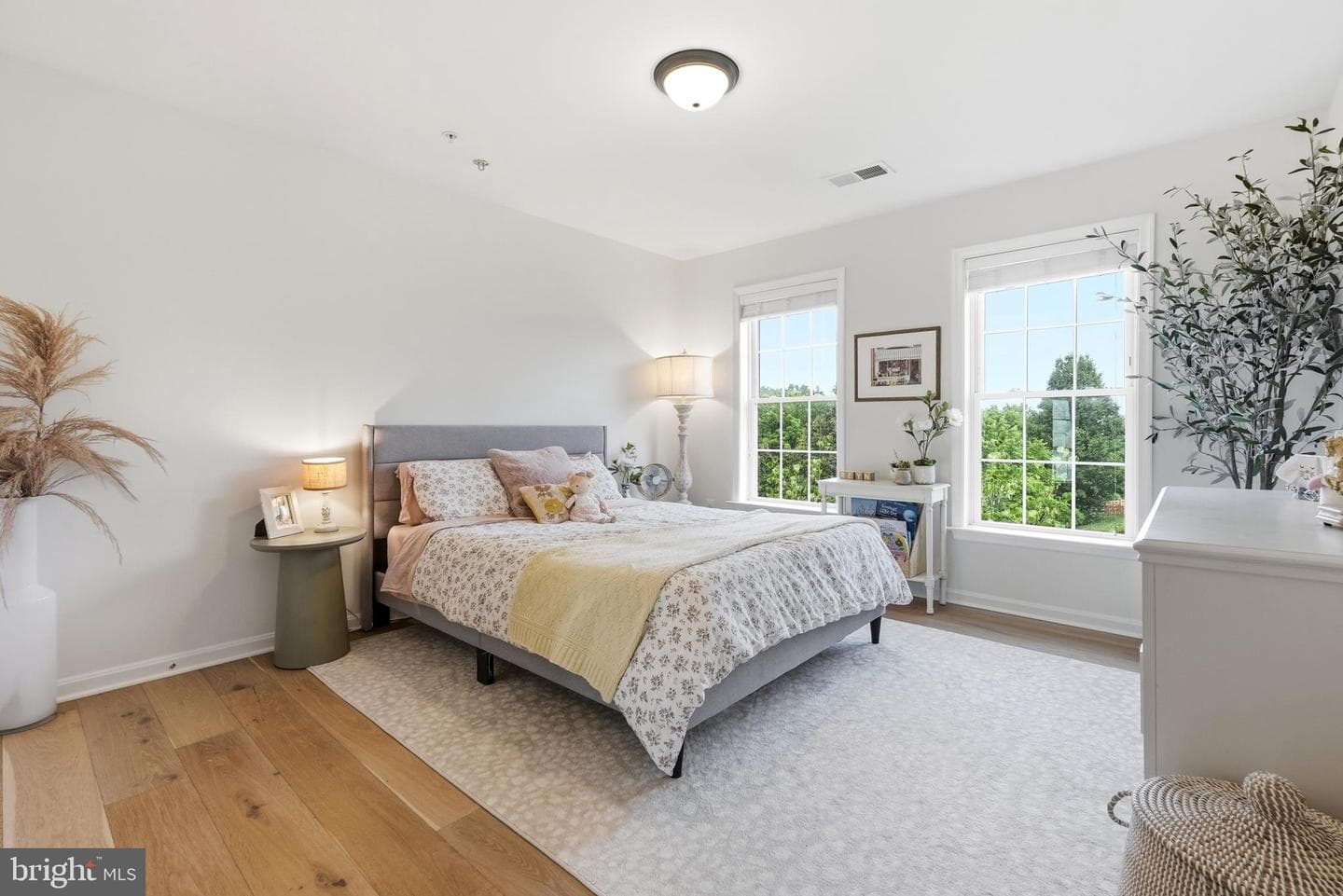 415 William Plummer Street photo 40