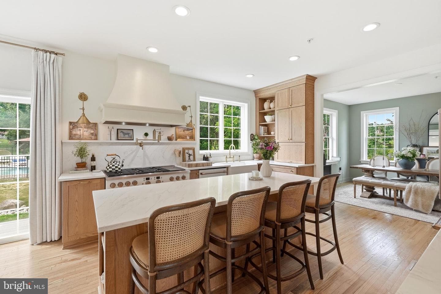 415 William Plummer Street photo 6