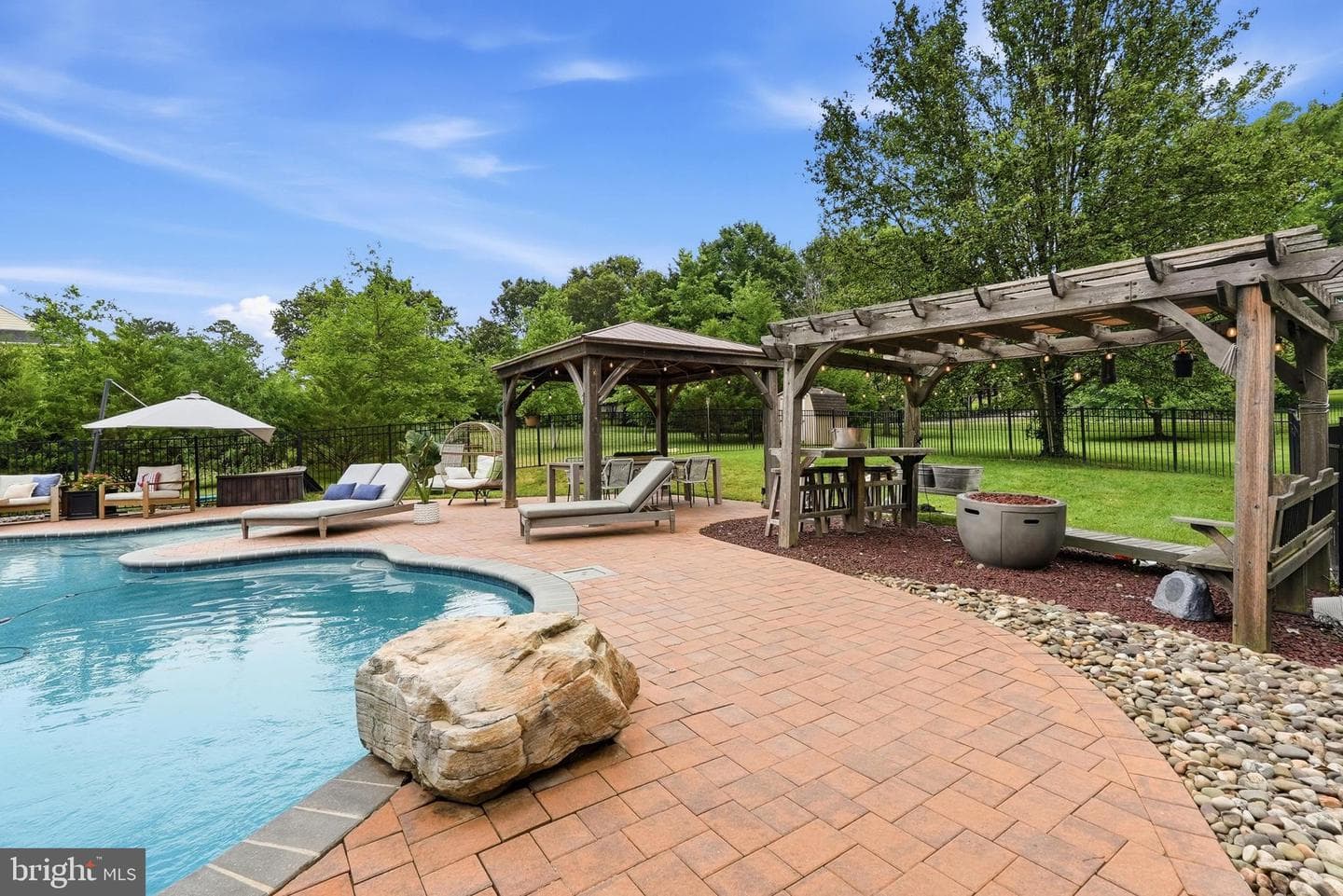 415 William Plummer Street photo 65