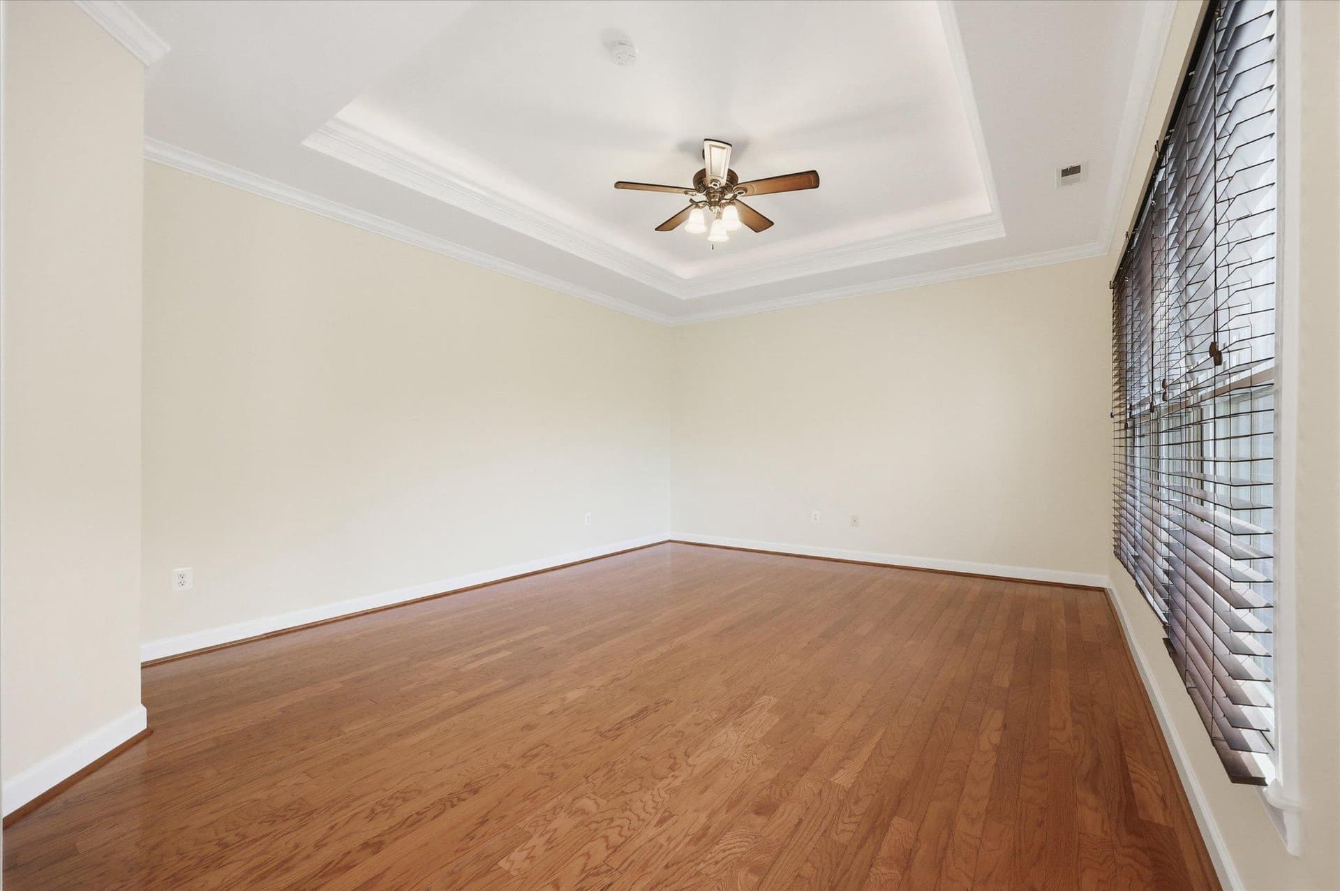 4311 Saratoga Springs Court photo 37