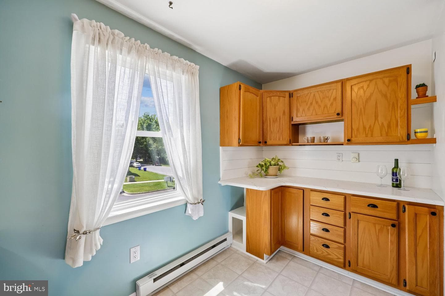 74 Oxford Court photo 22