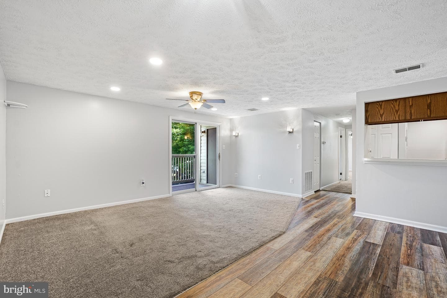 811 Stratford Way #E photo 3