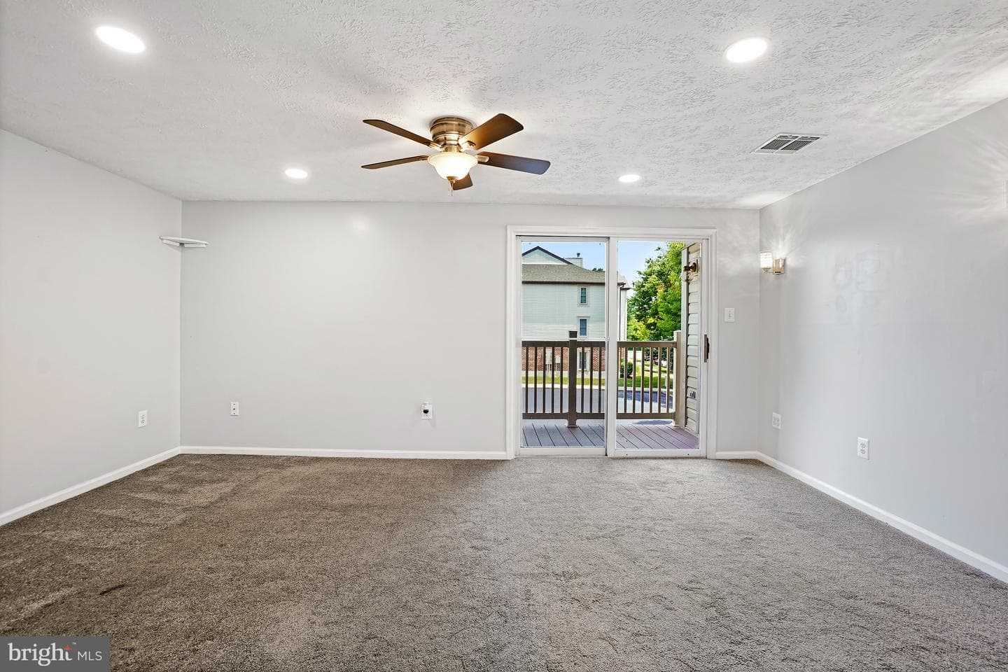 811 Stratford Way #E photo 6