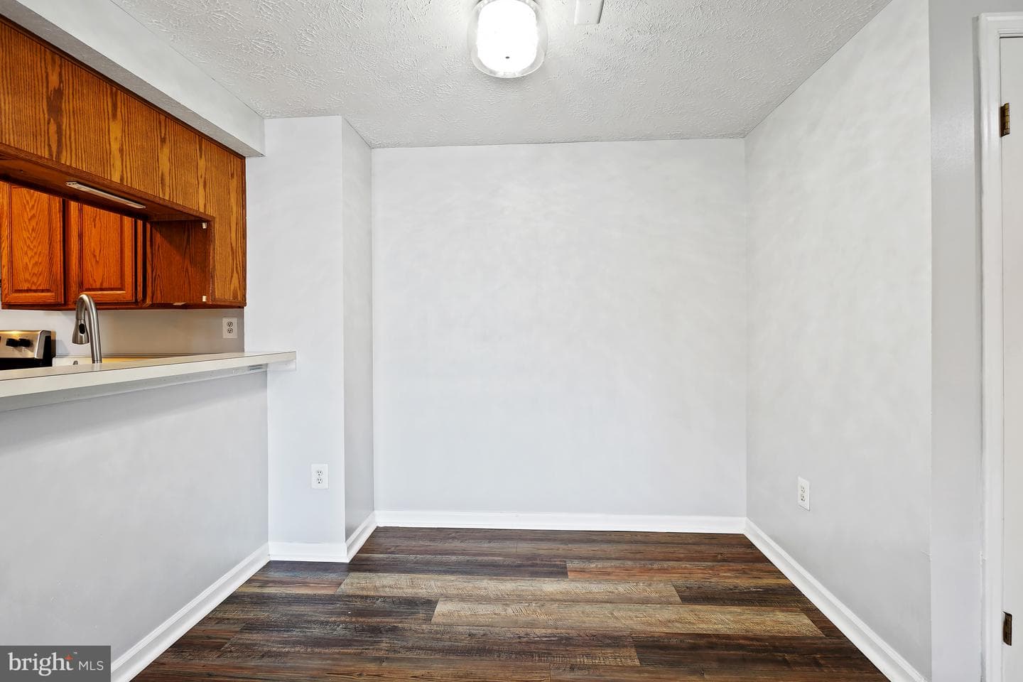 811 Stratford Way #E photo 7