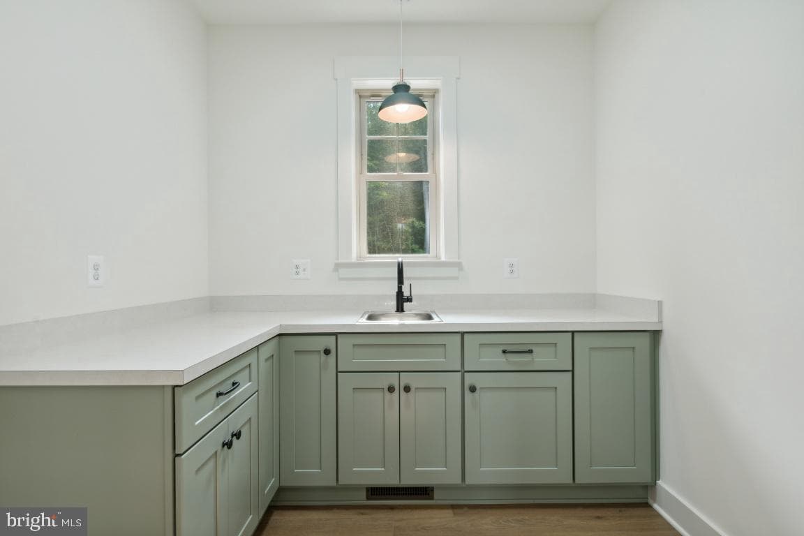 3022 Thurston Road photo 16