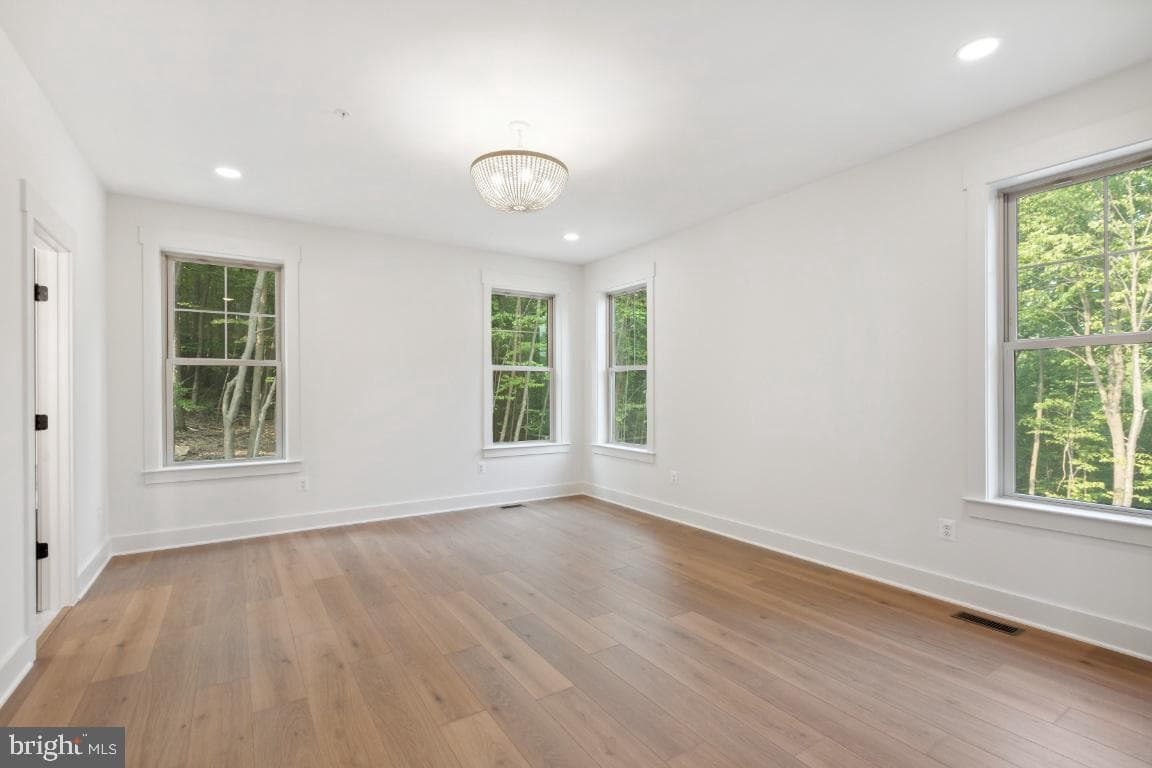 3022 Thurston Road photo 17