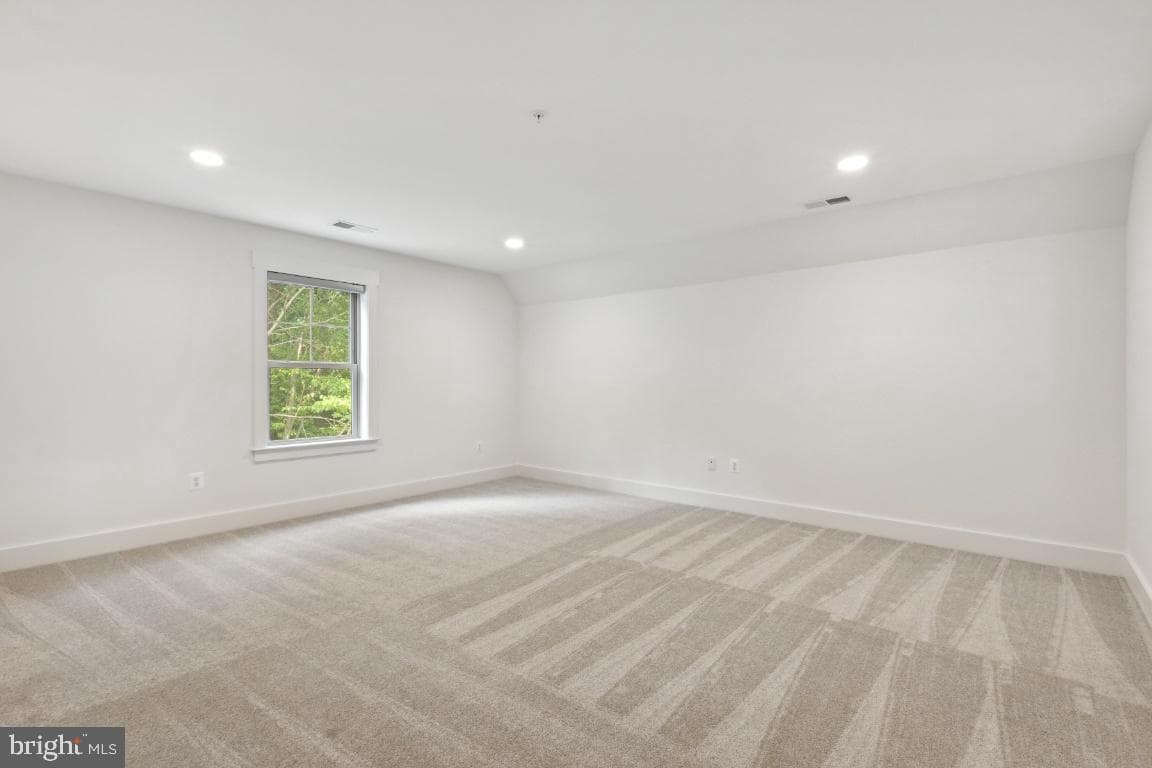 3022 Thurston Road photo 29