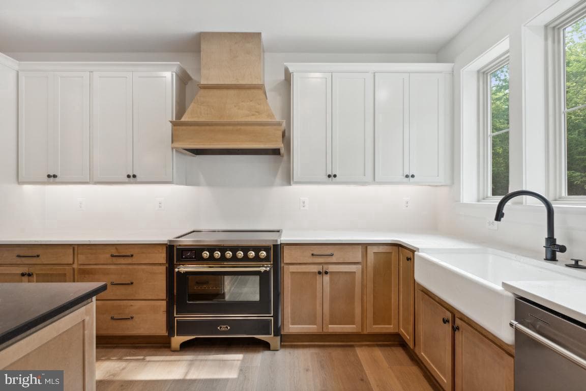 3022 Thurston Road photo 3
