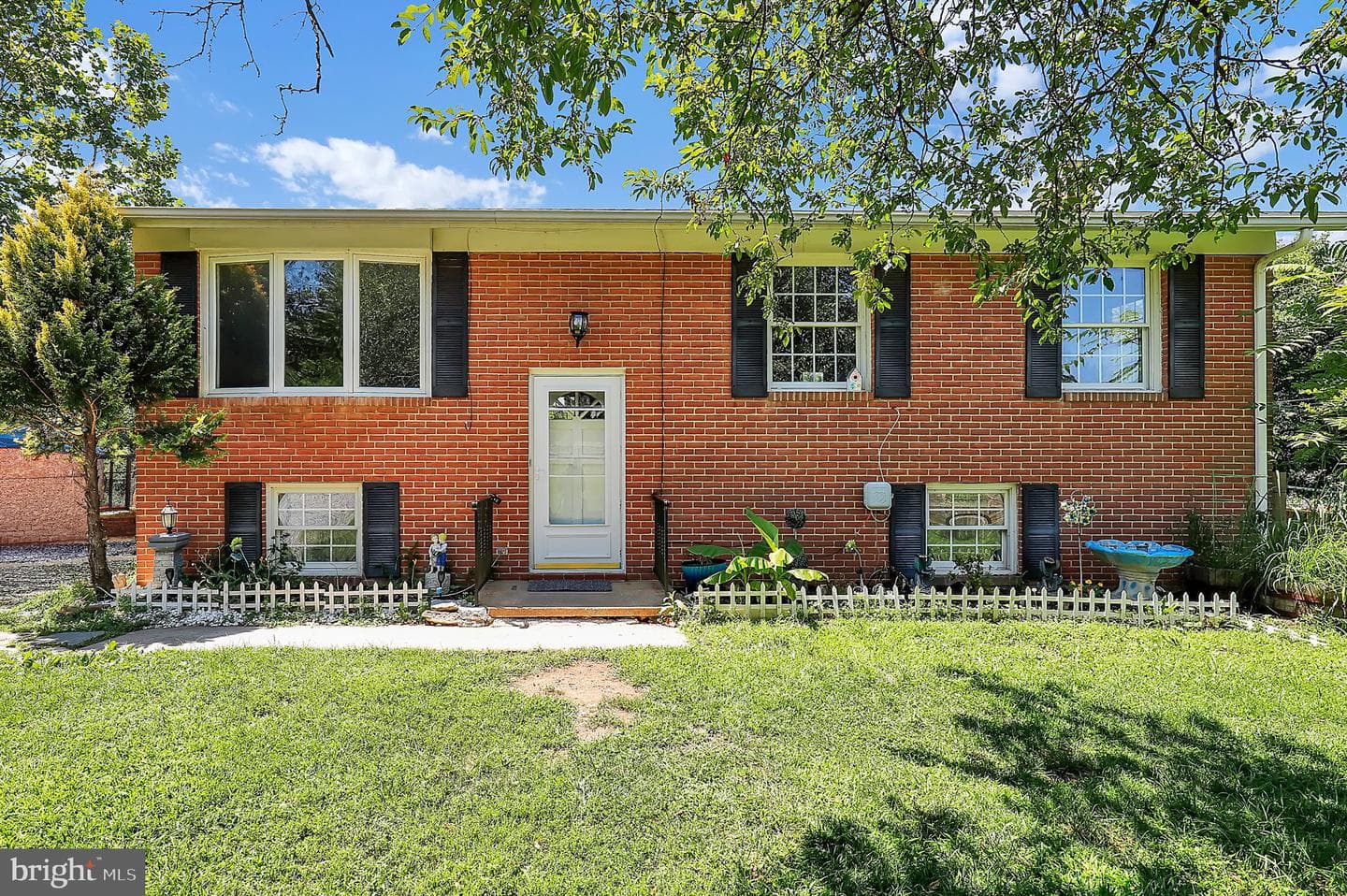 6621 Willis Lane photo 1