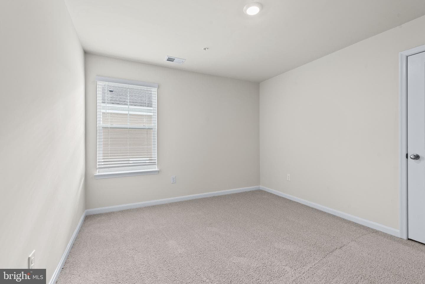 1520 Ripplecreek Drive photo 18