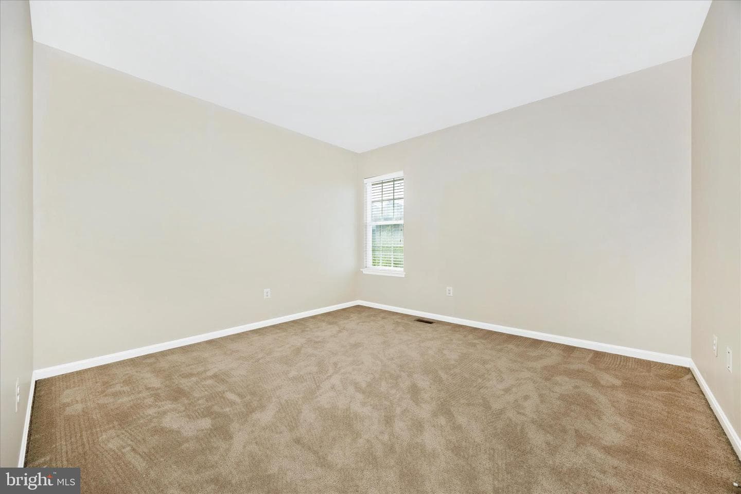 1920 Moran Drive photo 35