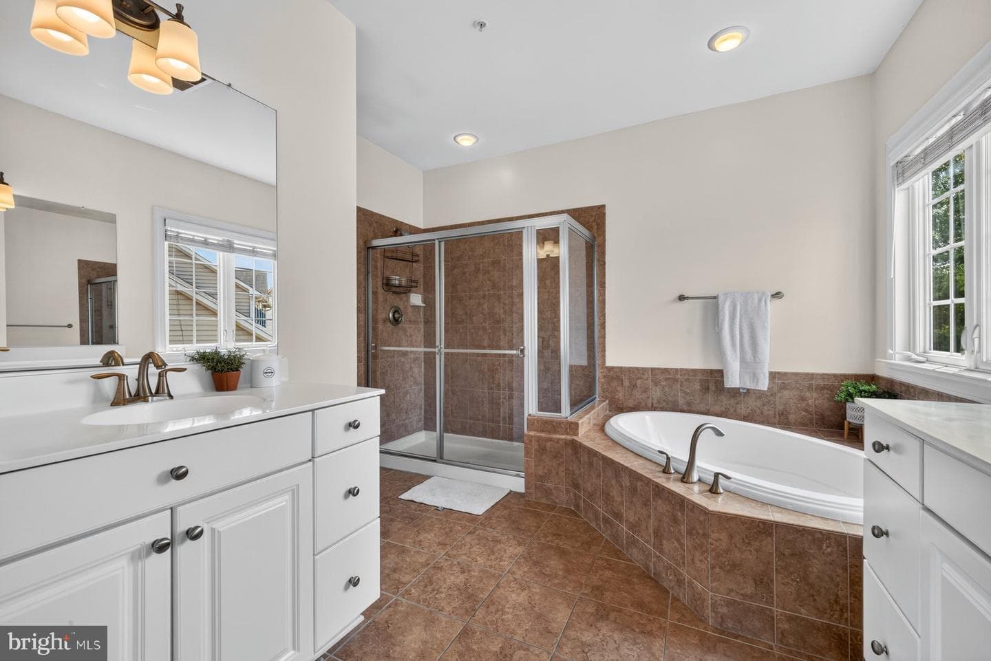9754 Wyndham Drive photo 39
