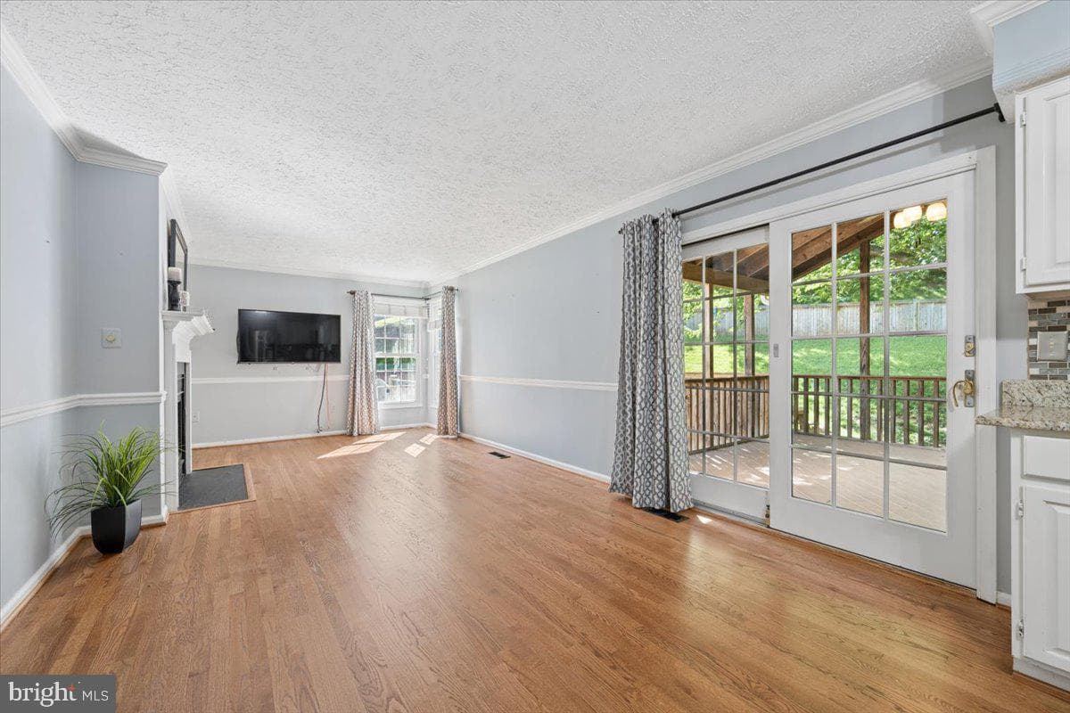 6396 Devonshire Lane photo 8