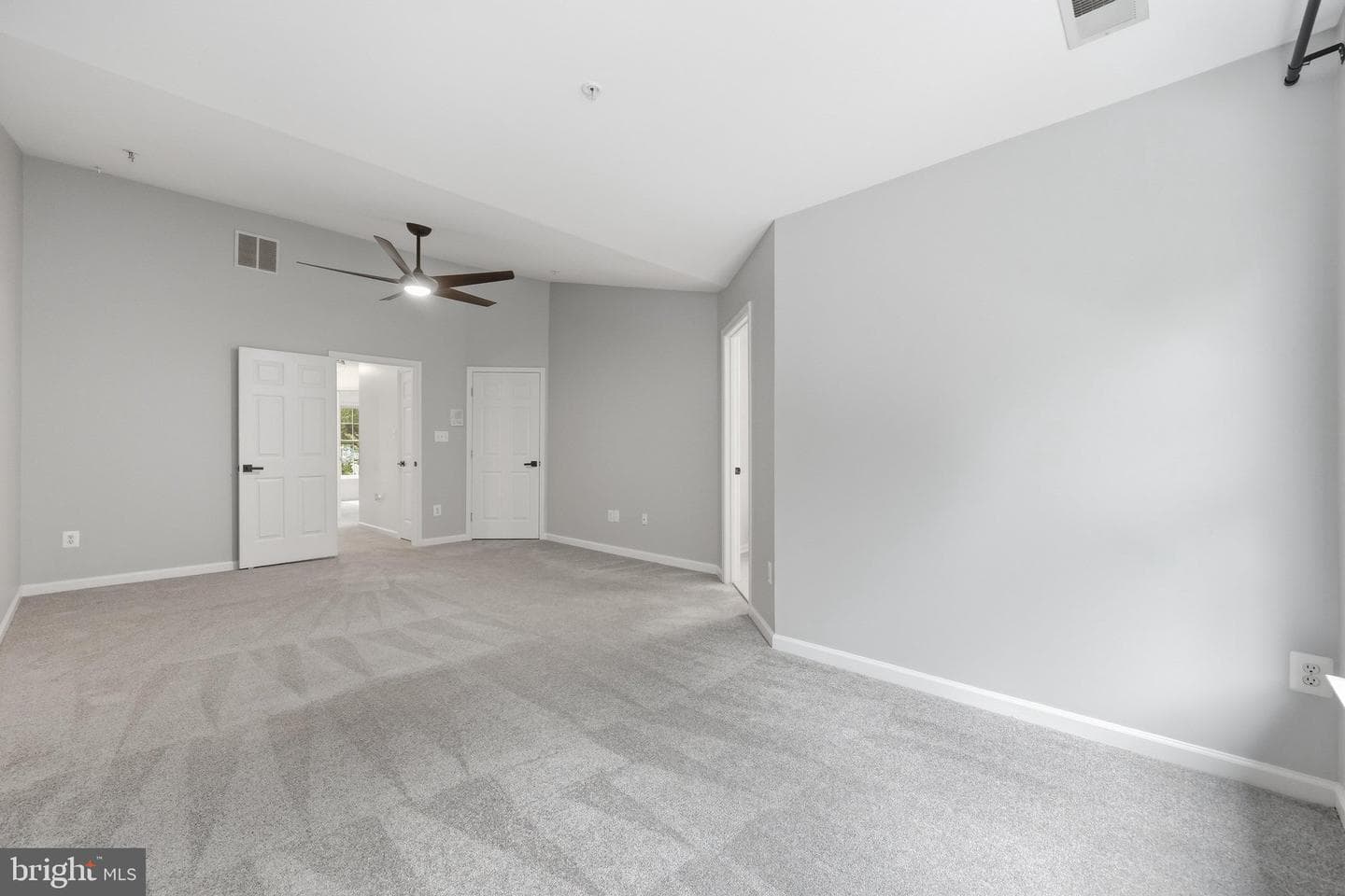 3647 Singleton Terrace photo 25