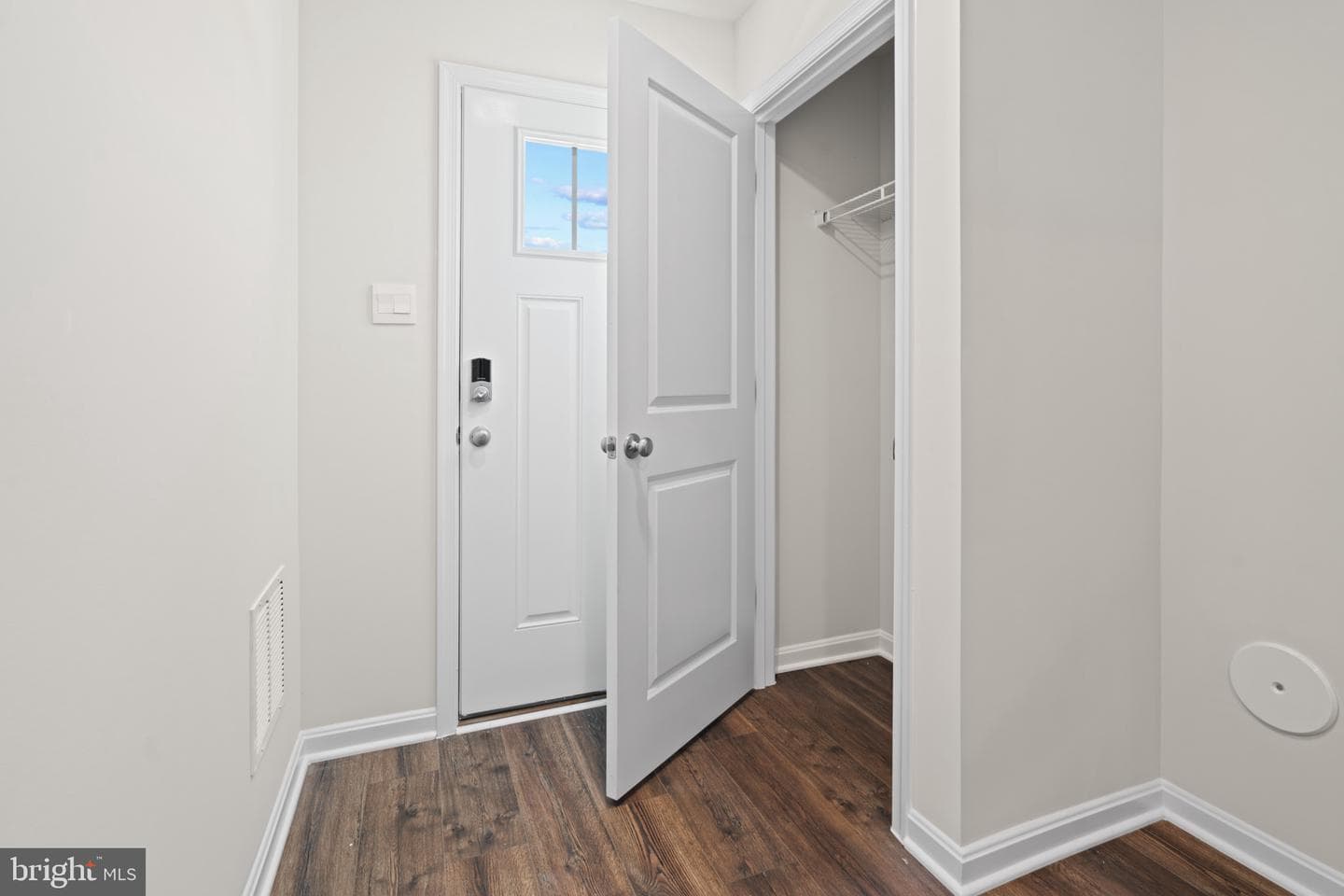 237 Moonroe Avenue photo 6