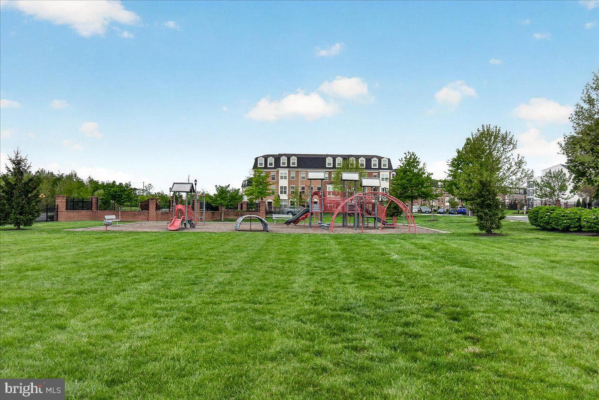 1094 Holden Road photo 46