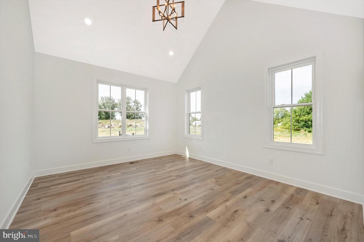 17023 Raven Rock Road photo 11