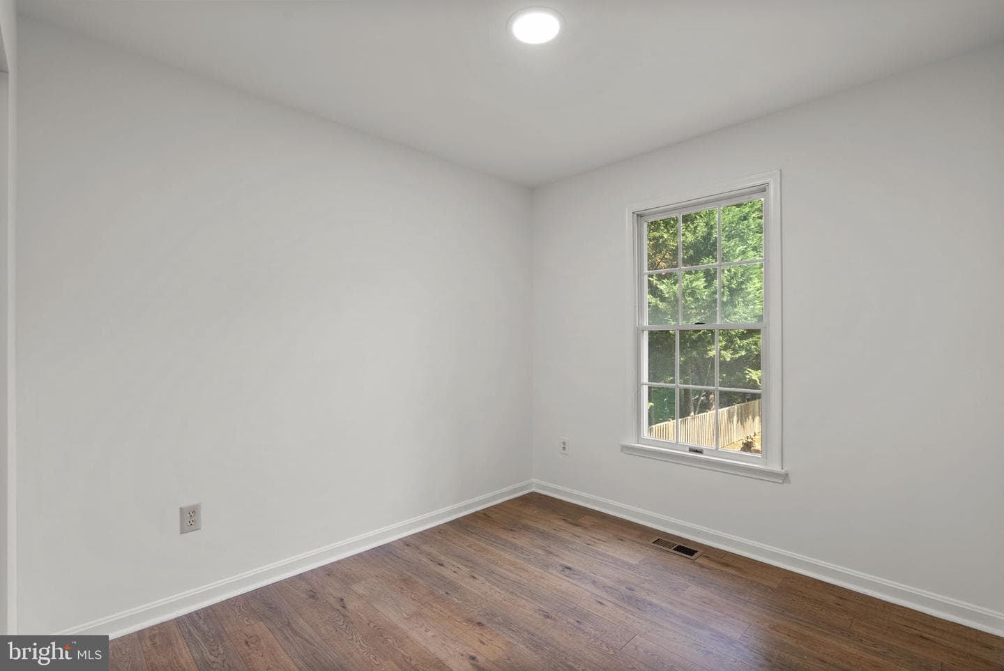 903 Chestnut Street photo 15