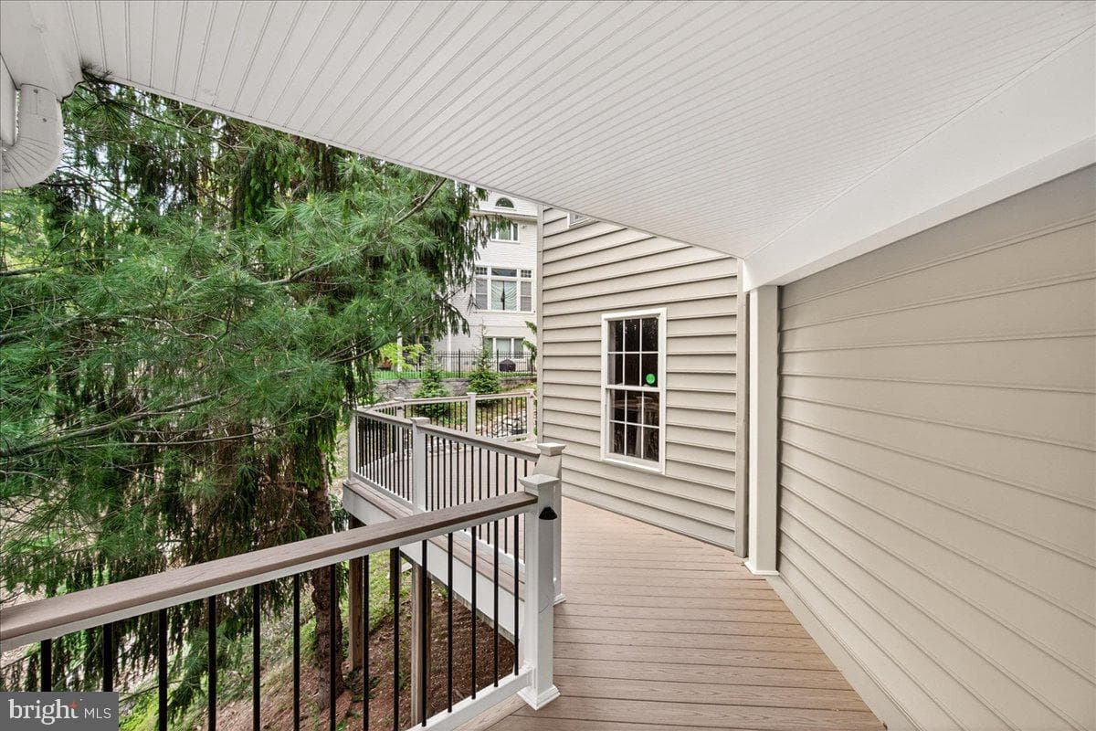 9710 Woodfield Court photo 61