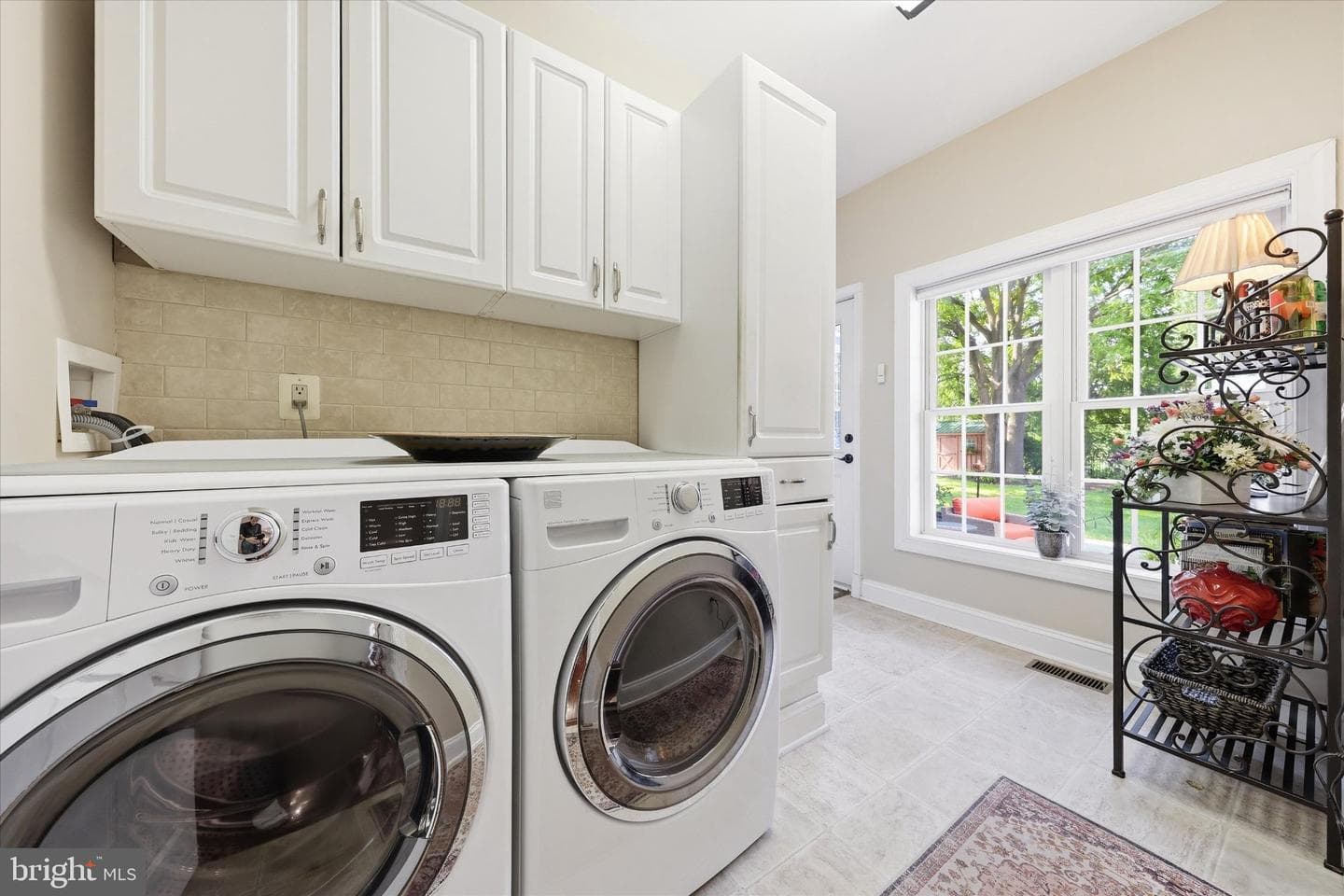 22 E Green Street photo 34