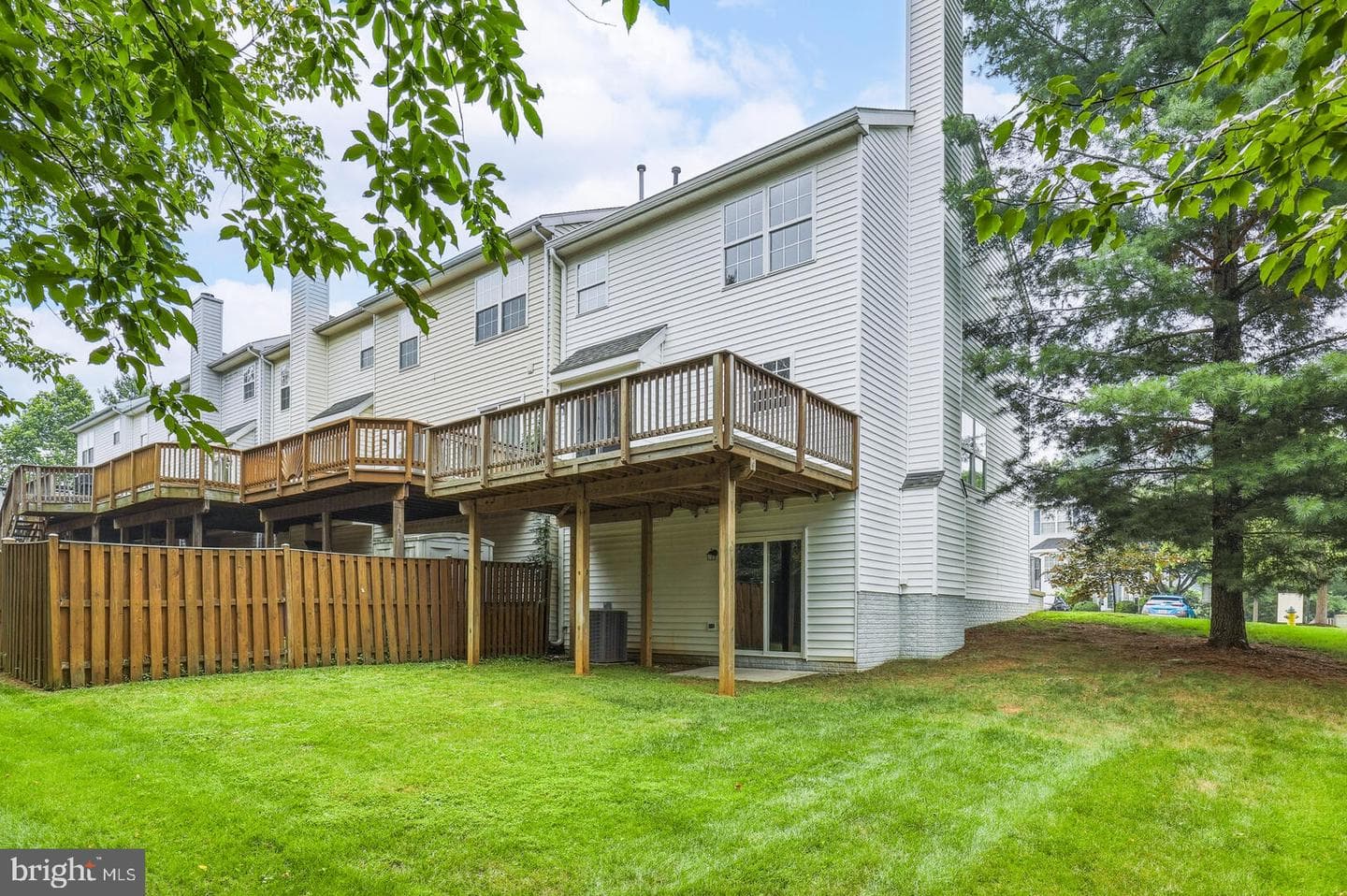 6212 Cliffside Terrace photo 37