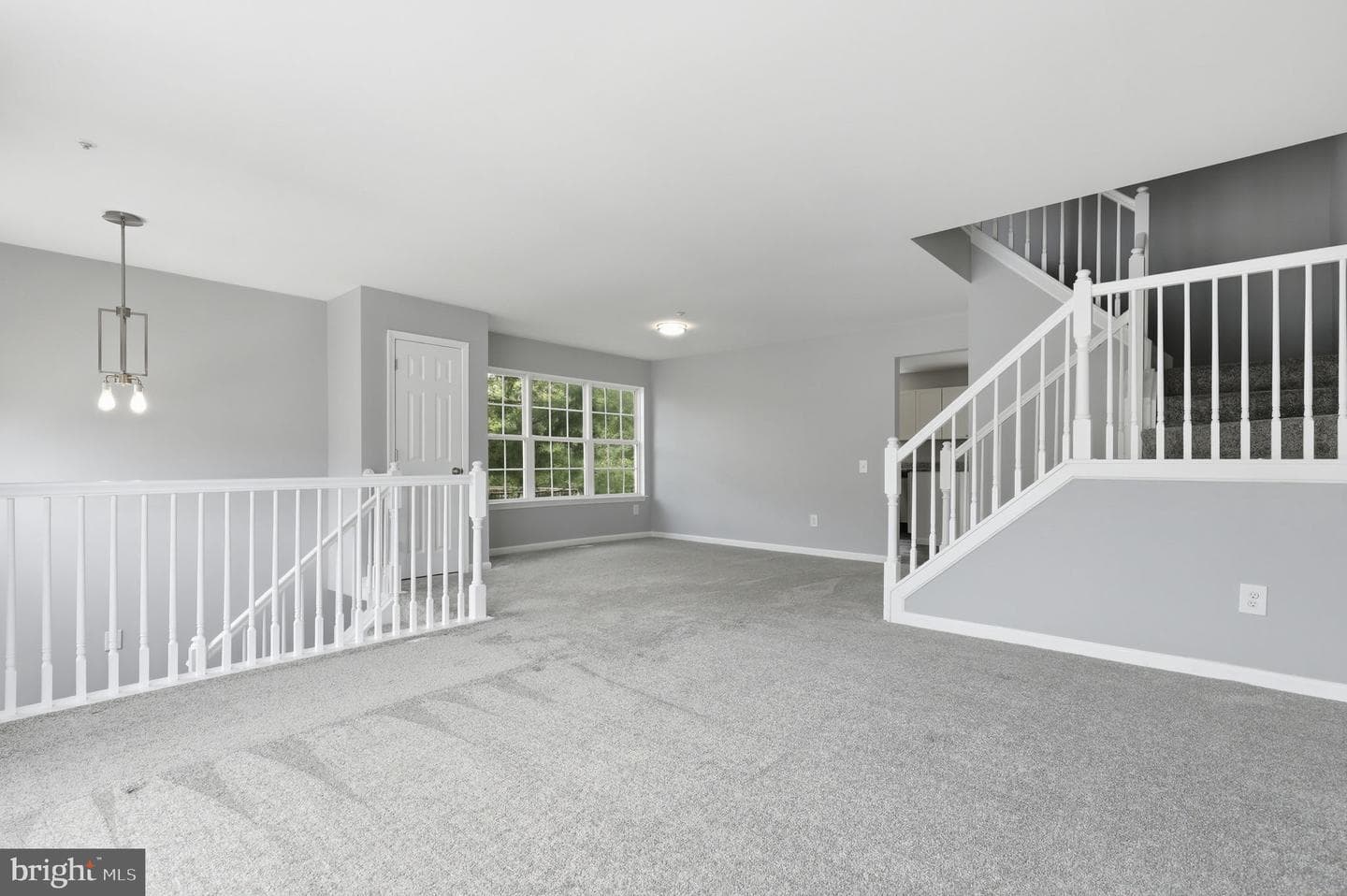 6212 Cliffside Terrace photo 5