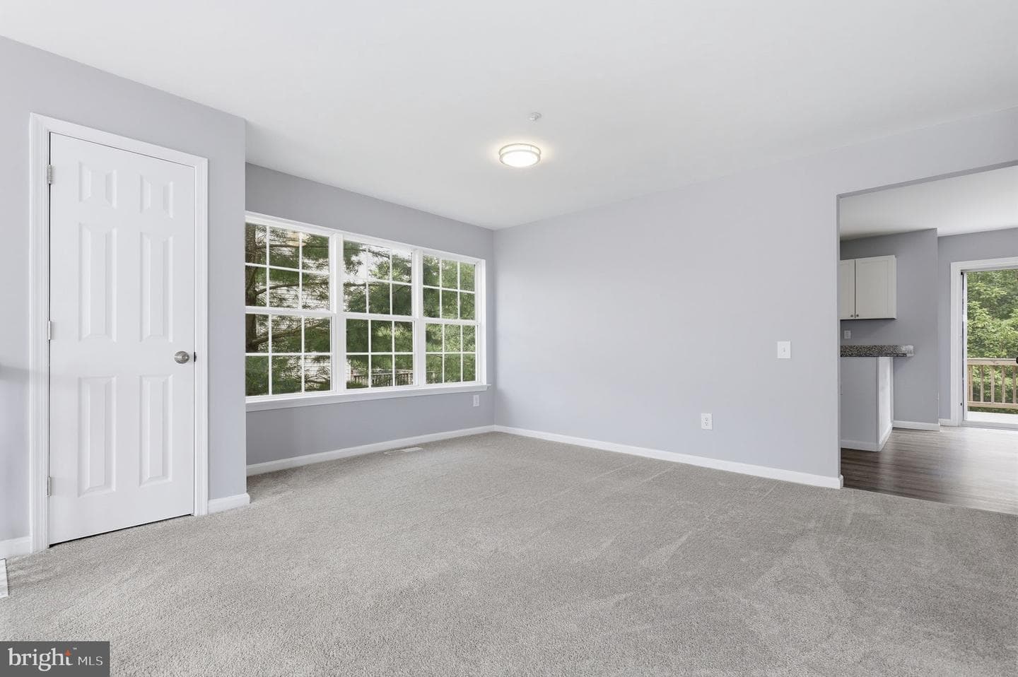 6212 Cliffside Terrace photo 9