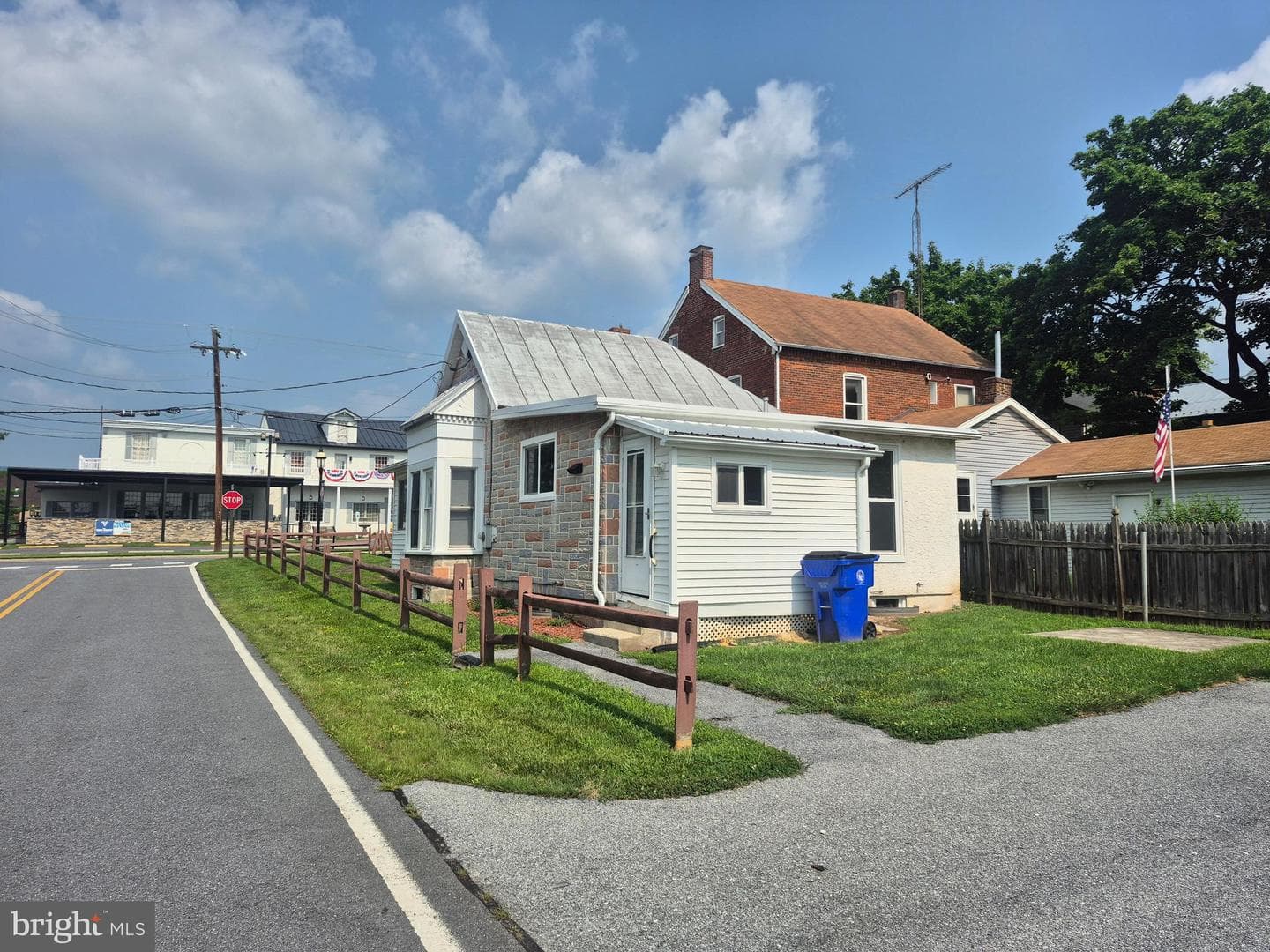 219 S Seton Avenue photo 22