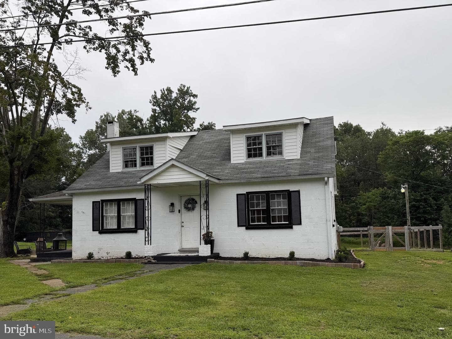 15851 Smith Road photo 1