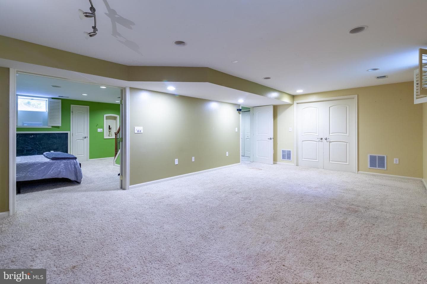 2425 Hunters Chase Court photo 57