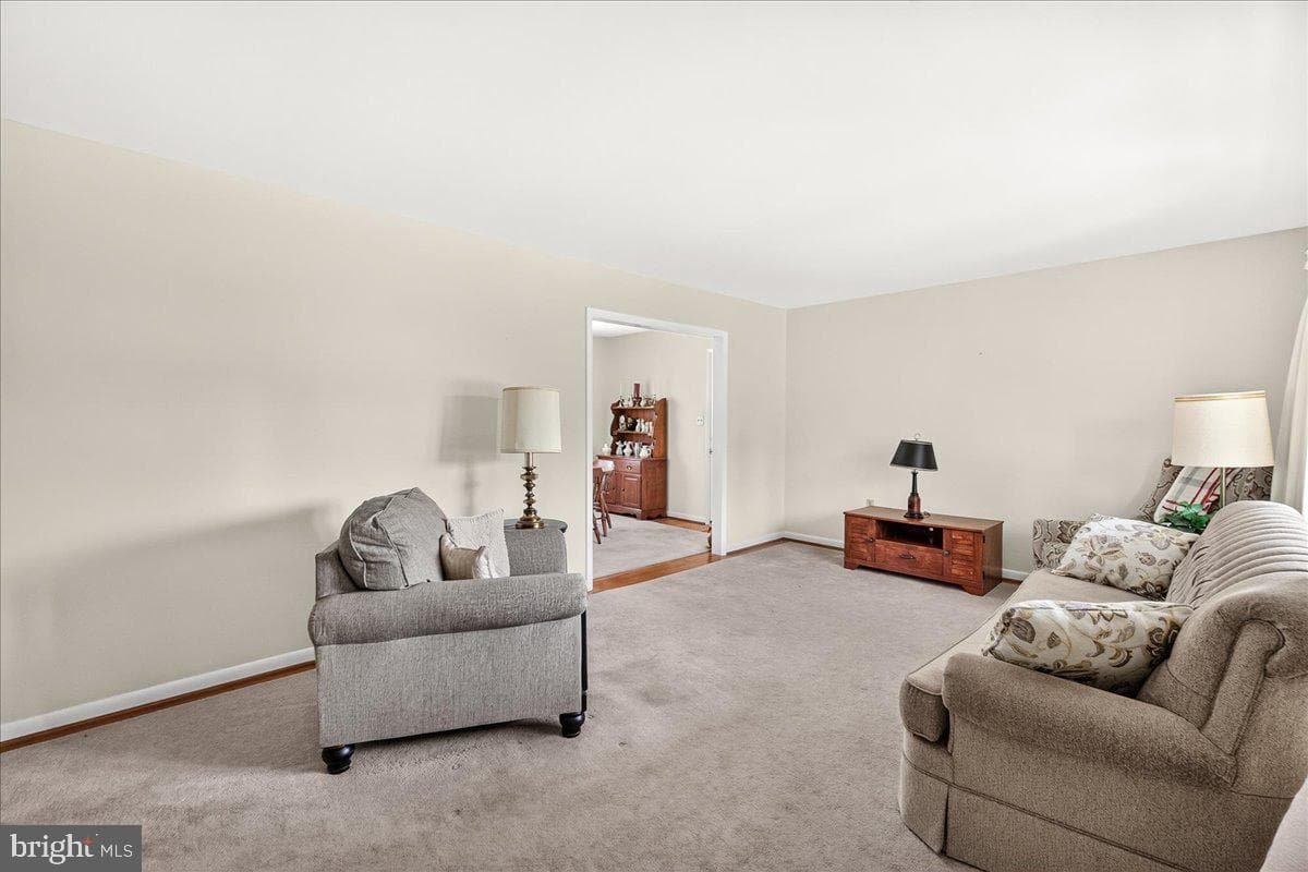 7910 Edgewood Farm Road photo 9