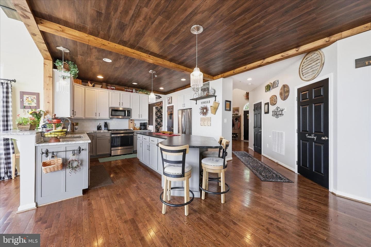 598 Timbermill Court photo 12