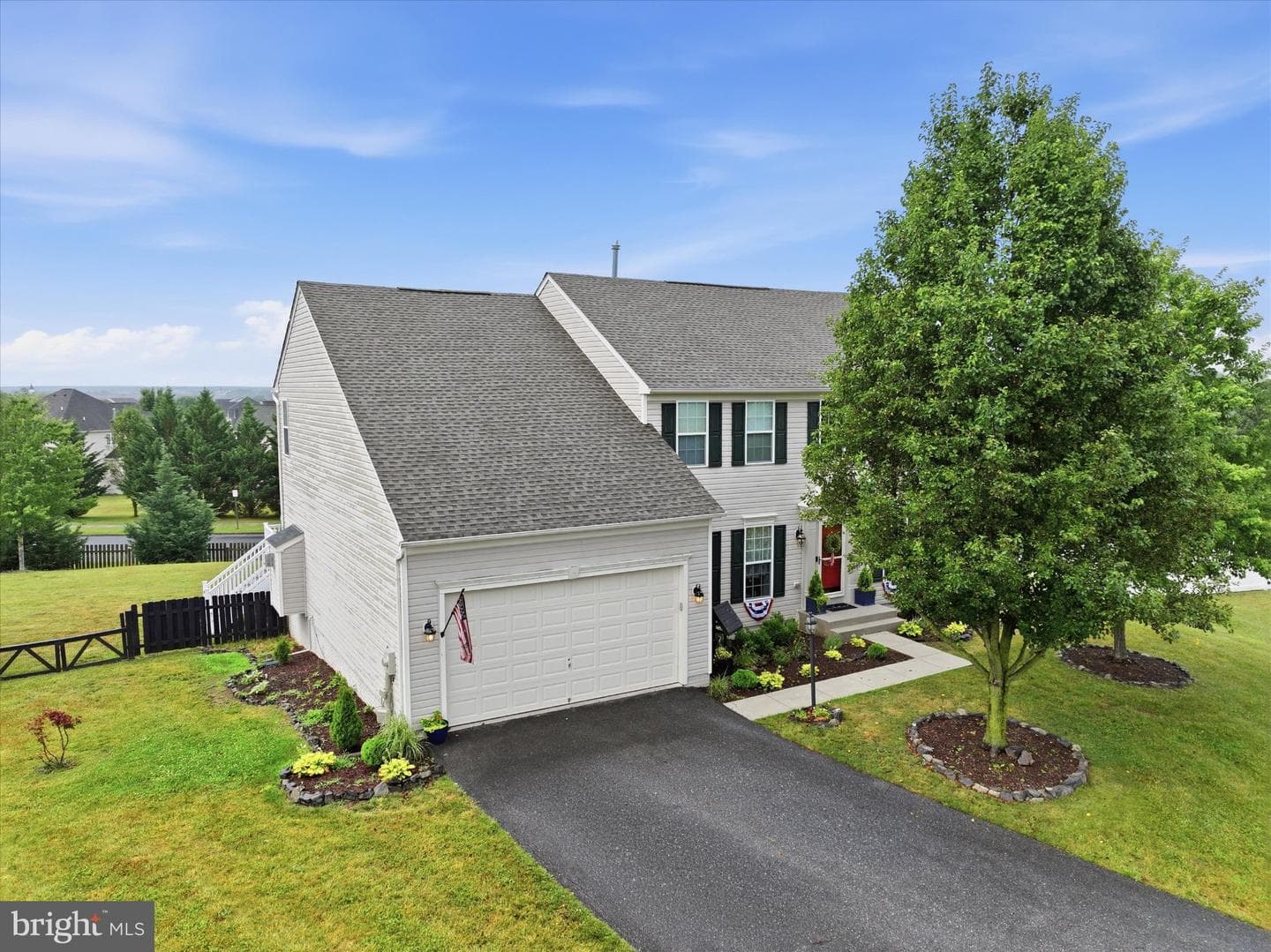 598 Timbermill Court photo 2