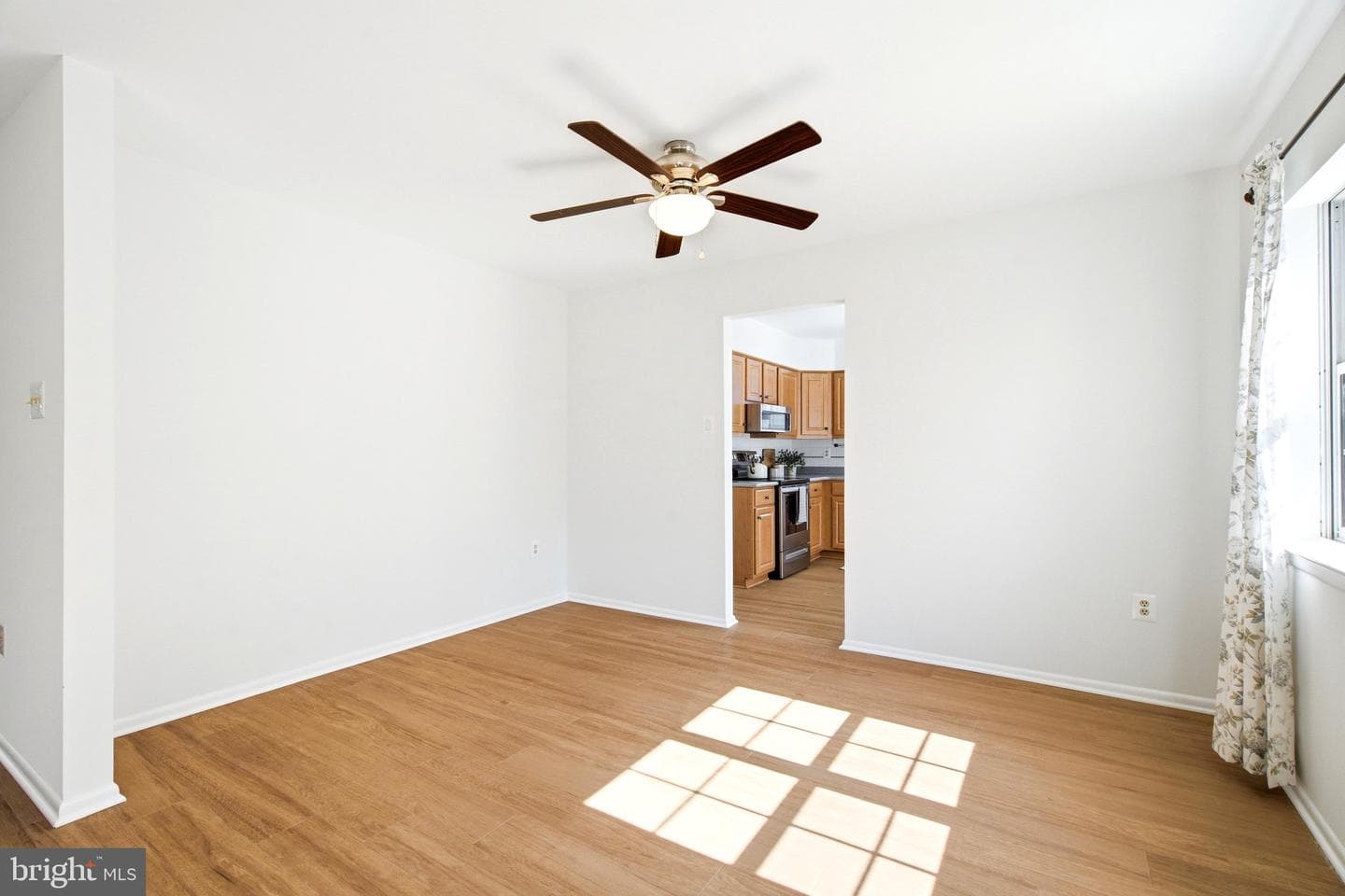 5661 Crabapple Drive photo 12