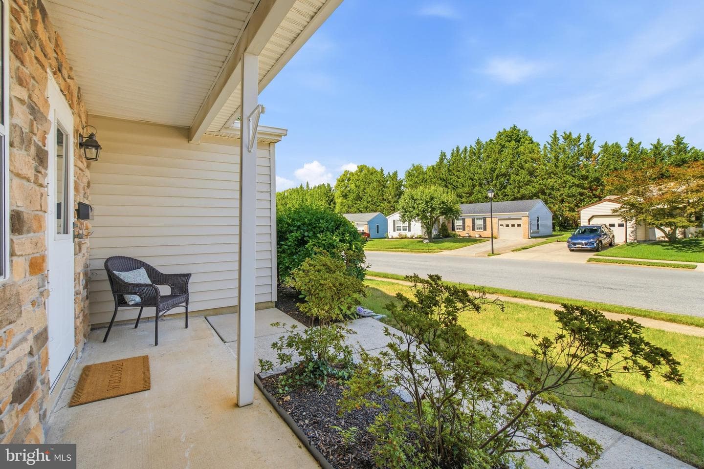 5661 Crabapple Drive photo 3