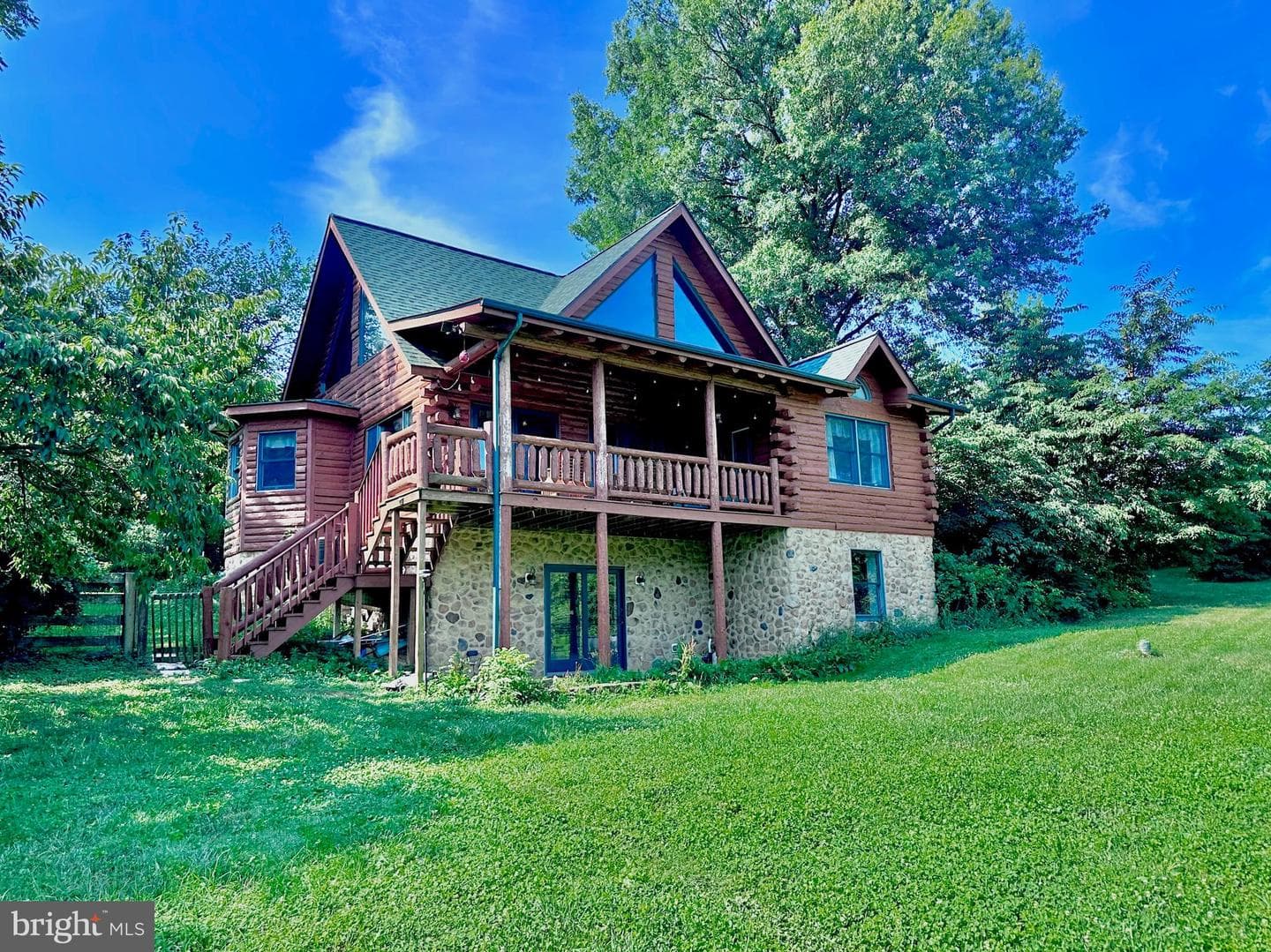8051 Old Receiver Road photo 1