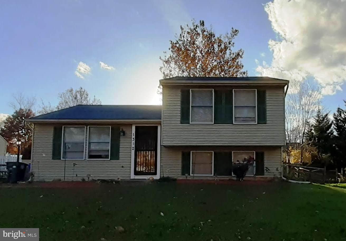 1312 Hillcrest Drive photo 1
