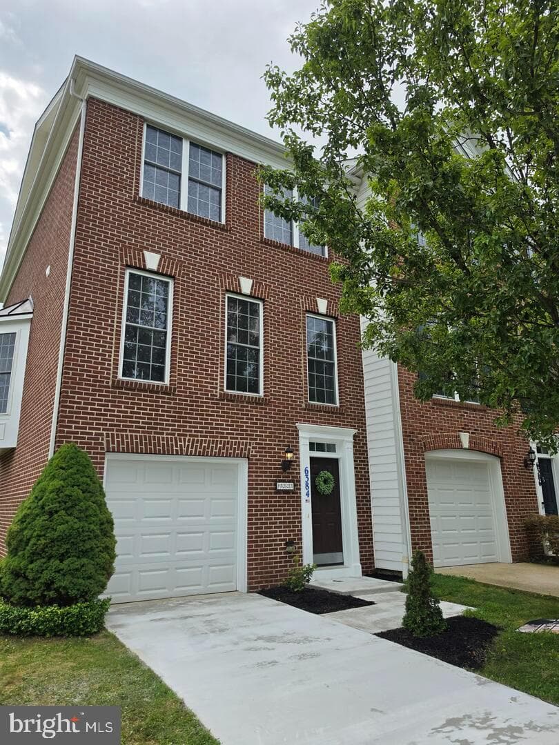 6384 Meandering Woods Court photo 1