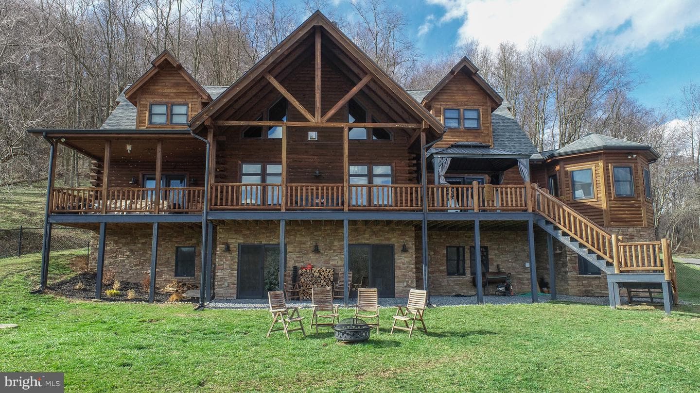 3889 Friendsville Road photo 4
