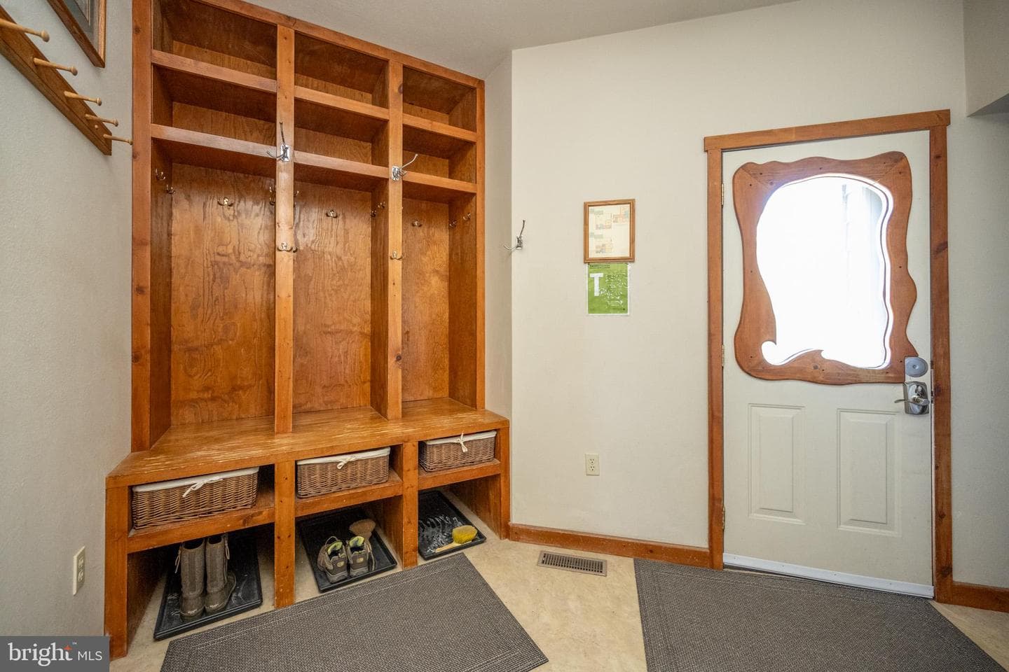 188 Highline Drive photo 33
