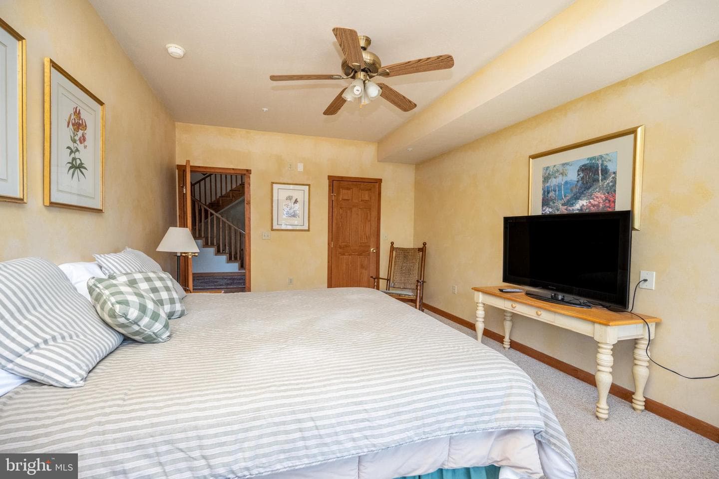 188 Highline Drive photo 81