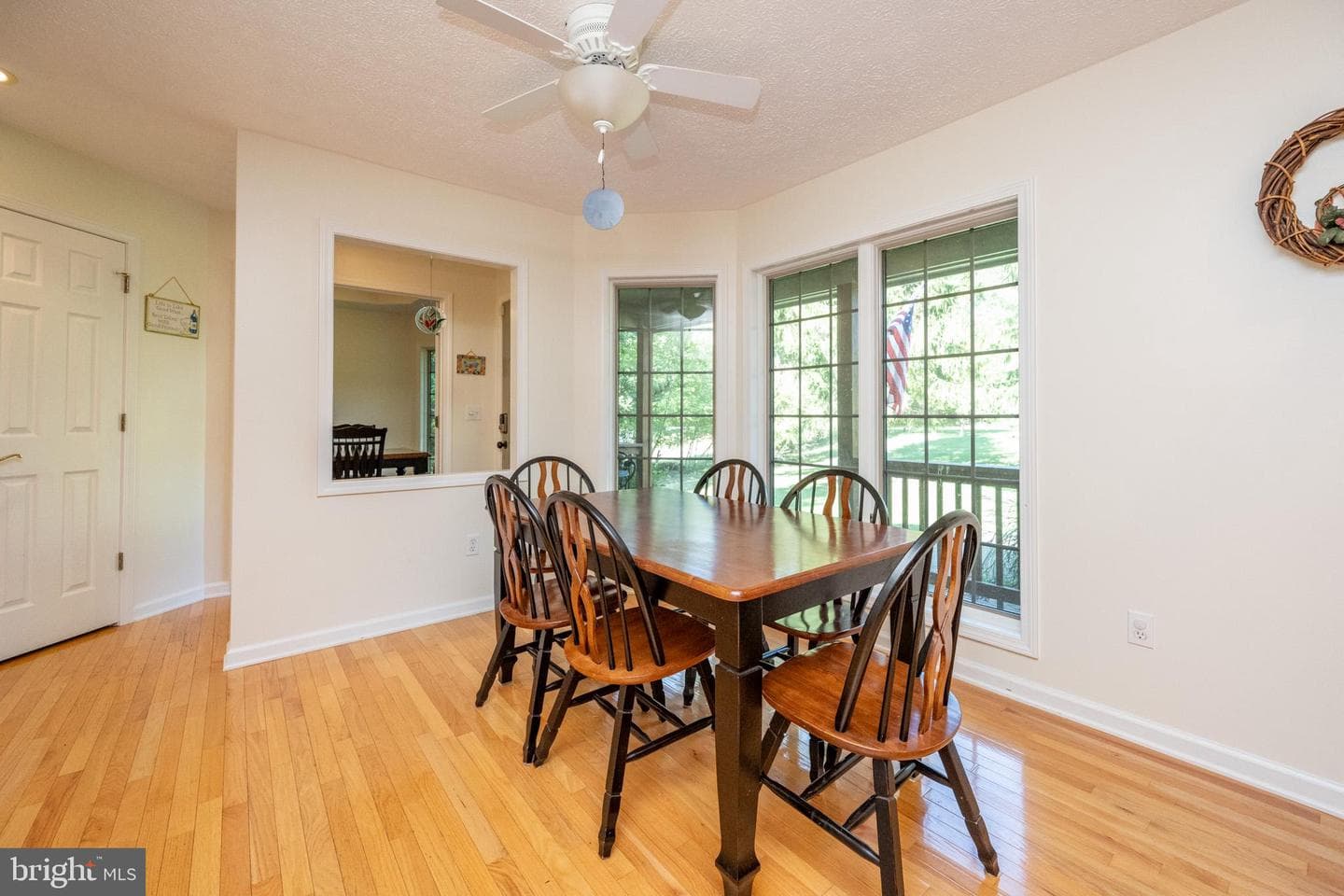 1489 Mountainview Drive photo 5