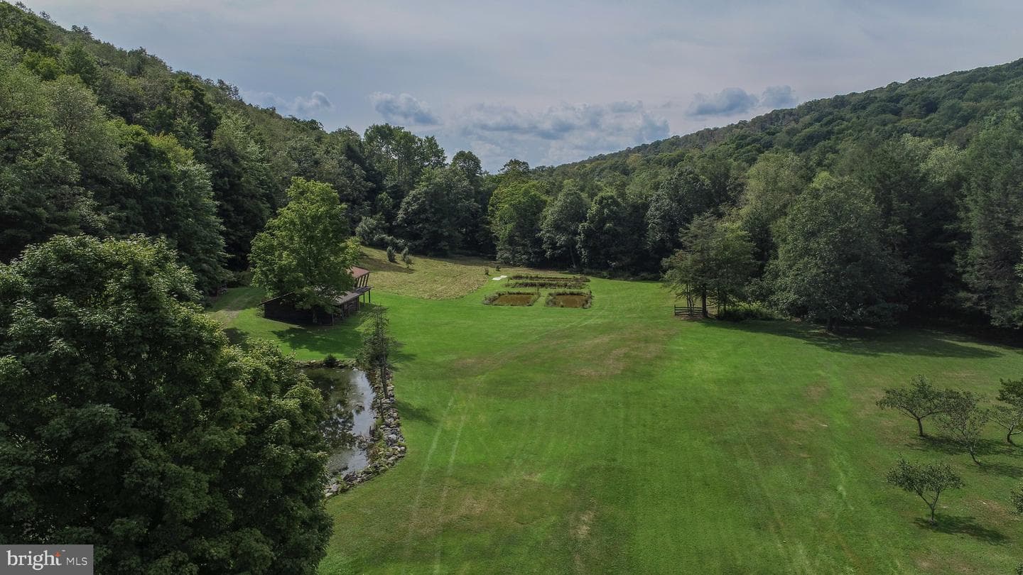 2527 Pigs Ear Road photo 48