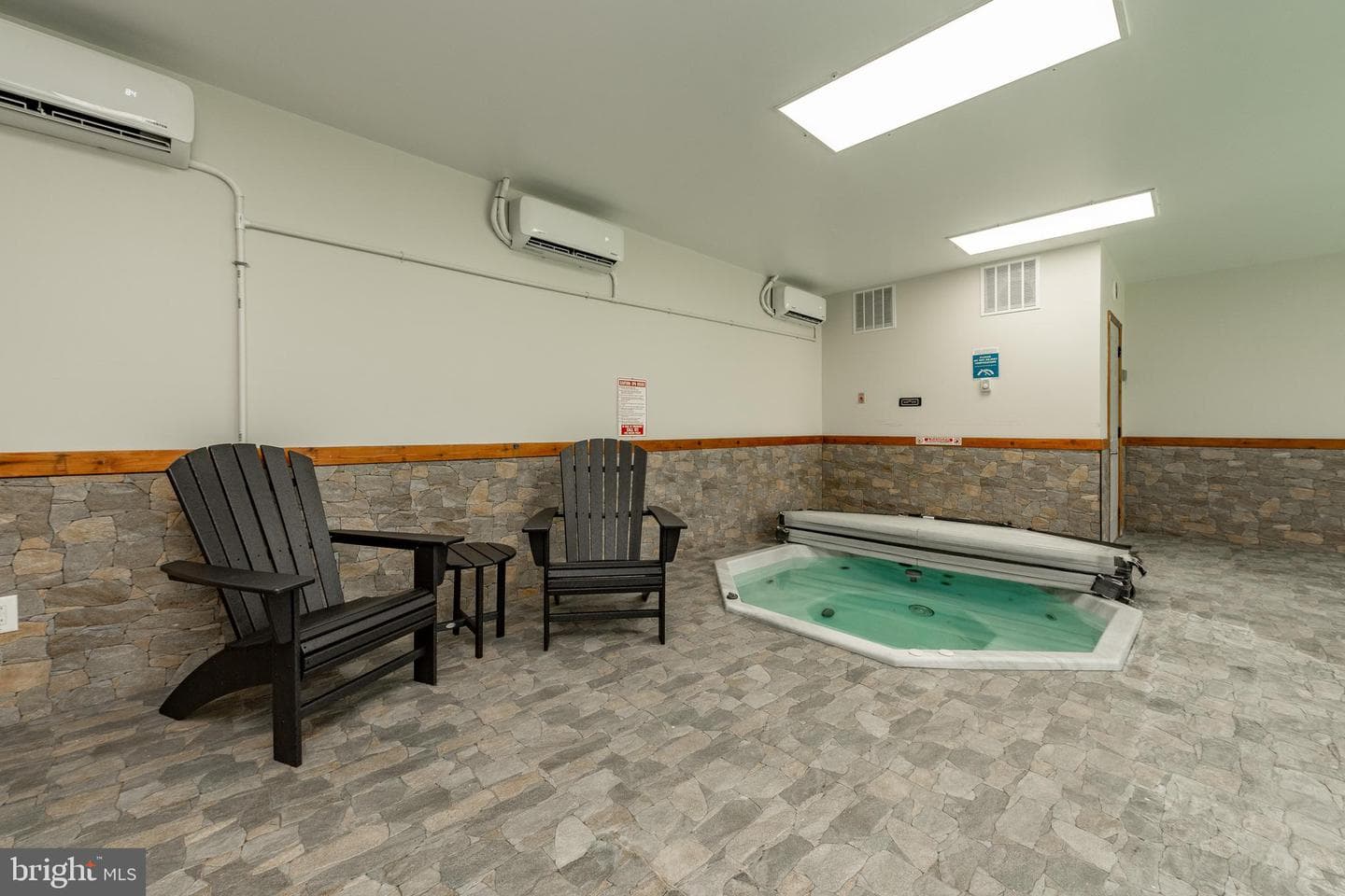2463 Mayhew Inn Road photo 101