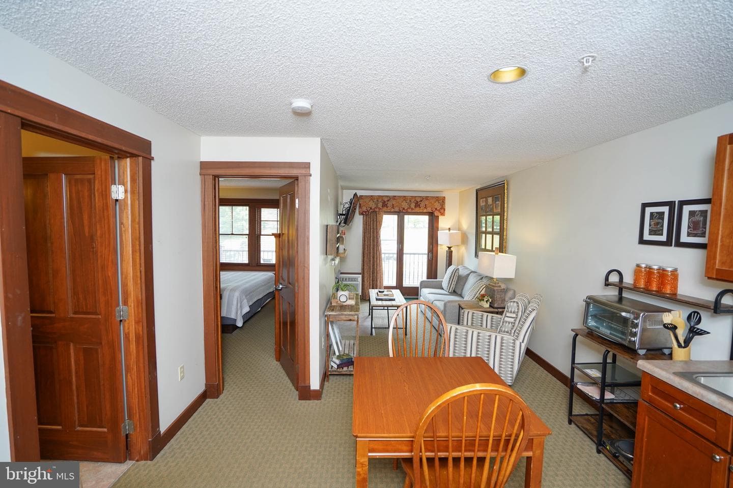 565 Glendale Road #212a photo 5