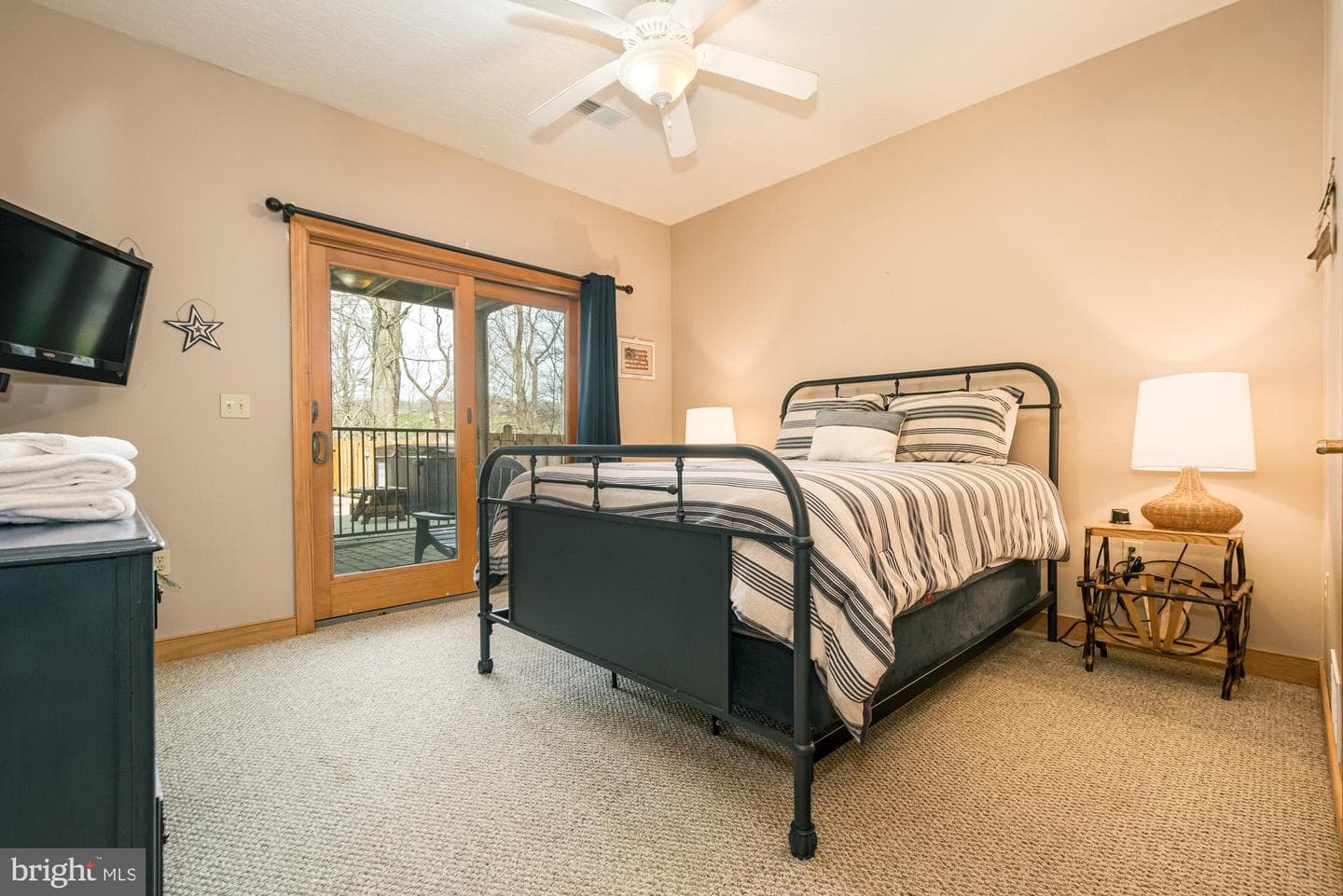 244 Moonrise Drive photo 31
